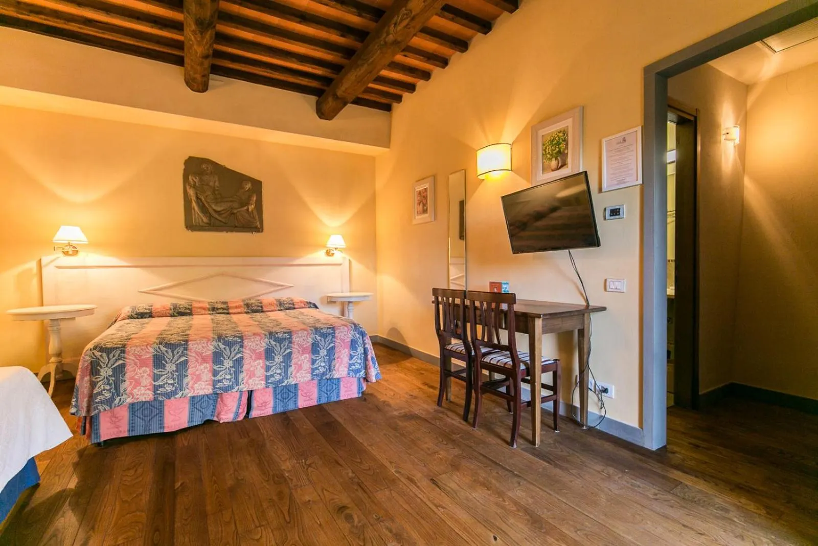 Photo of the whole room, Bed in Le Fonti A San Giorgio