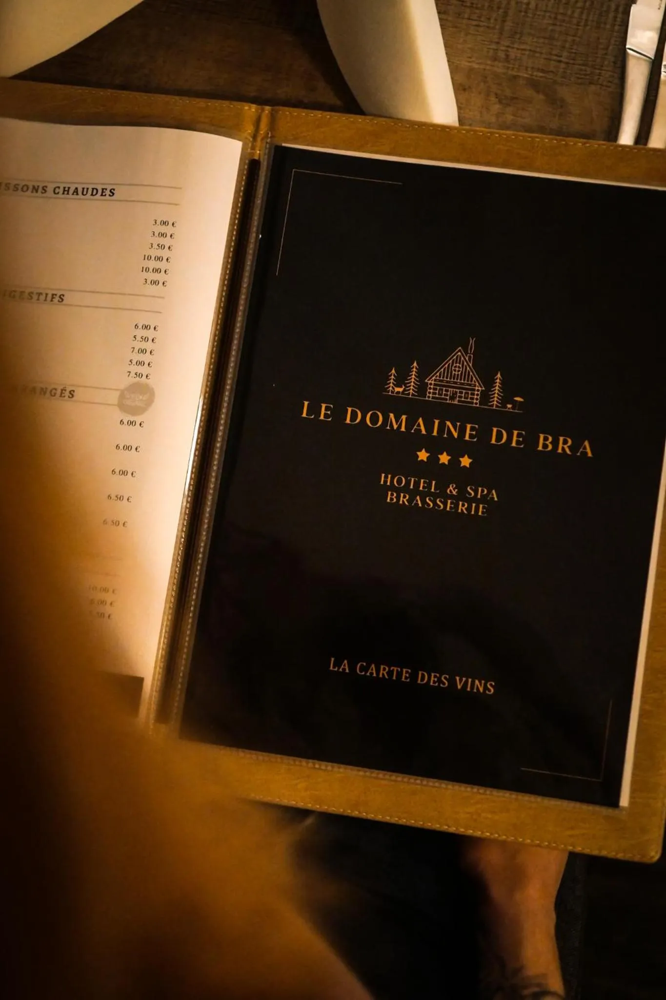 Property logo or sign in Le Domaine de Bra