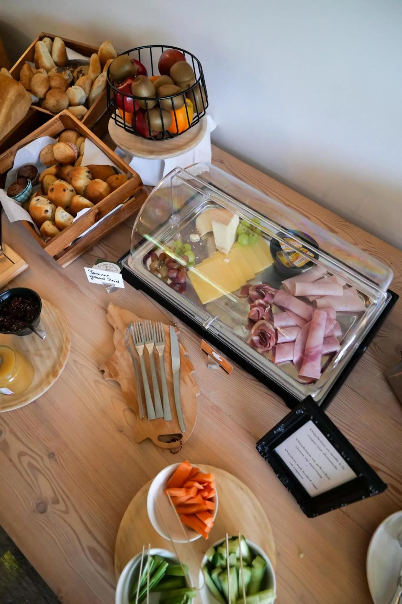 Continental breakfast in Le Domaine de Bra