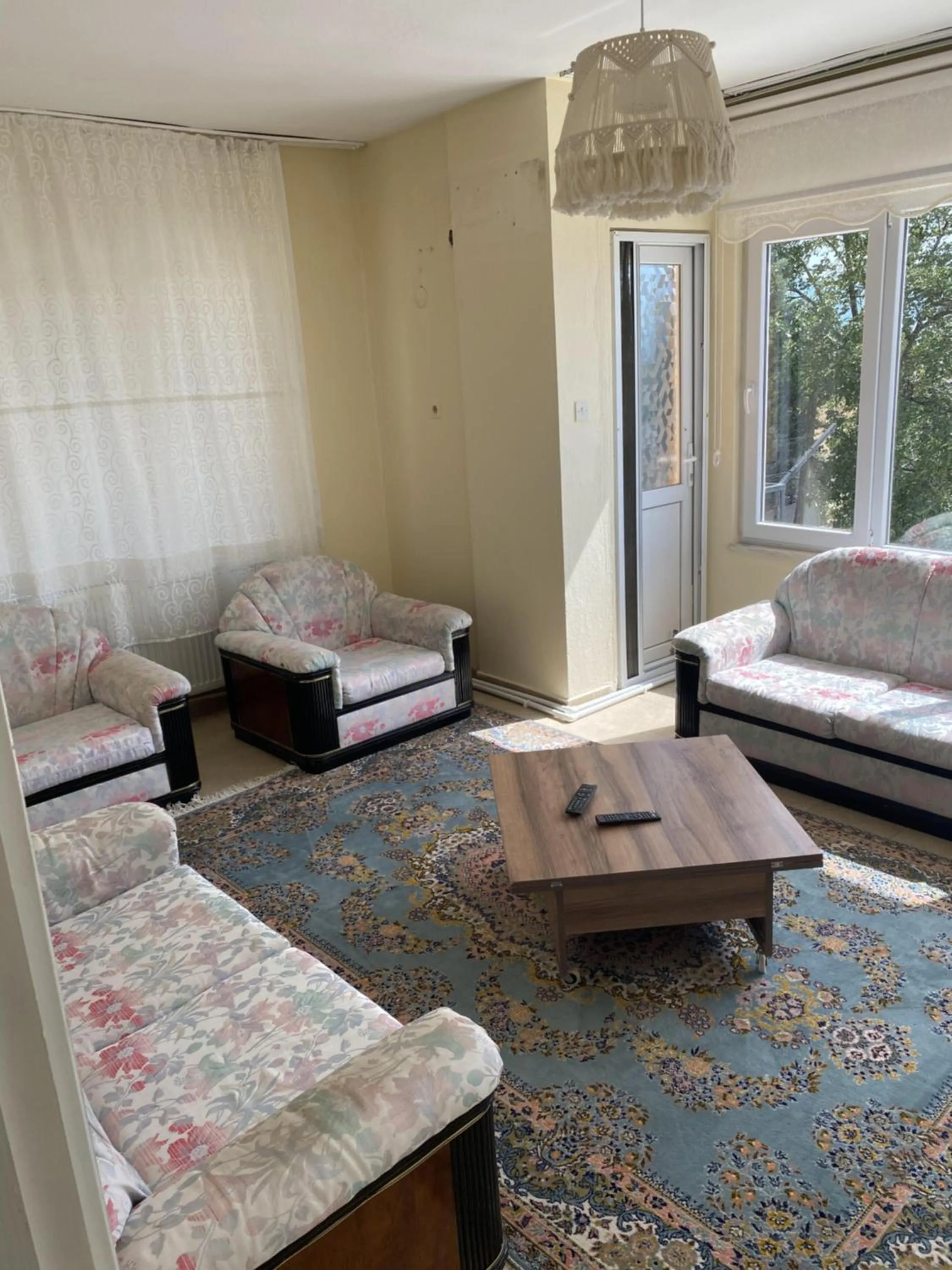 Living room, Bed in Ümit 2 Termal Apart Pansiyon