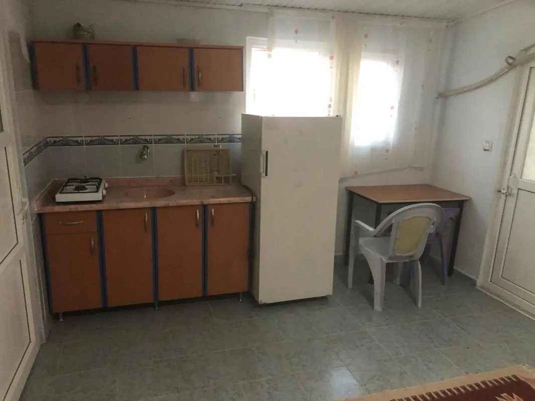 Kitchen or kitchenette in Ümit 2 Termal Apart Pansiyon