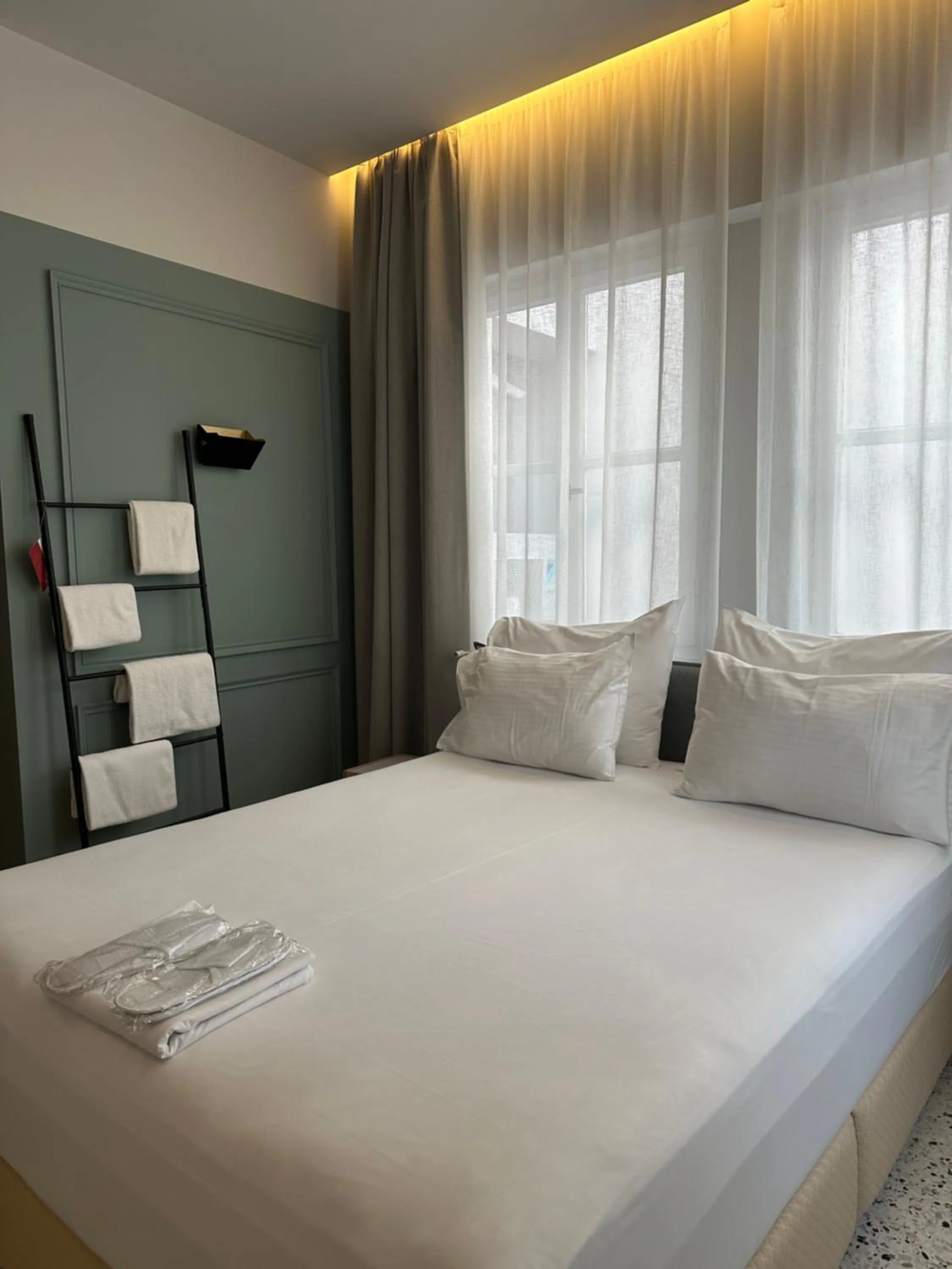 Bedroom, Bed in Belle Athenes - Luxury Rooms at Monastiraki Railway Station