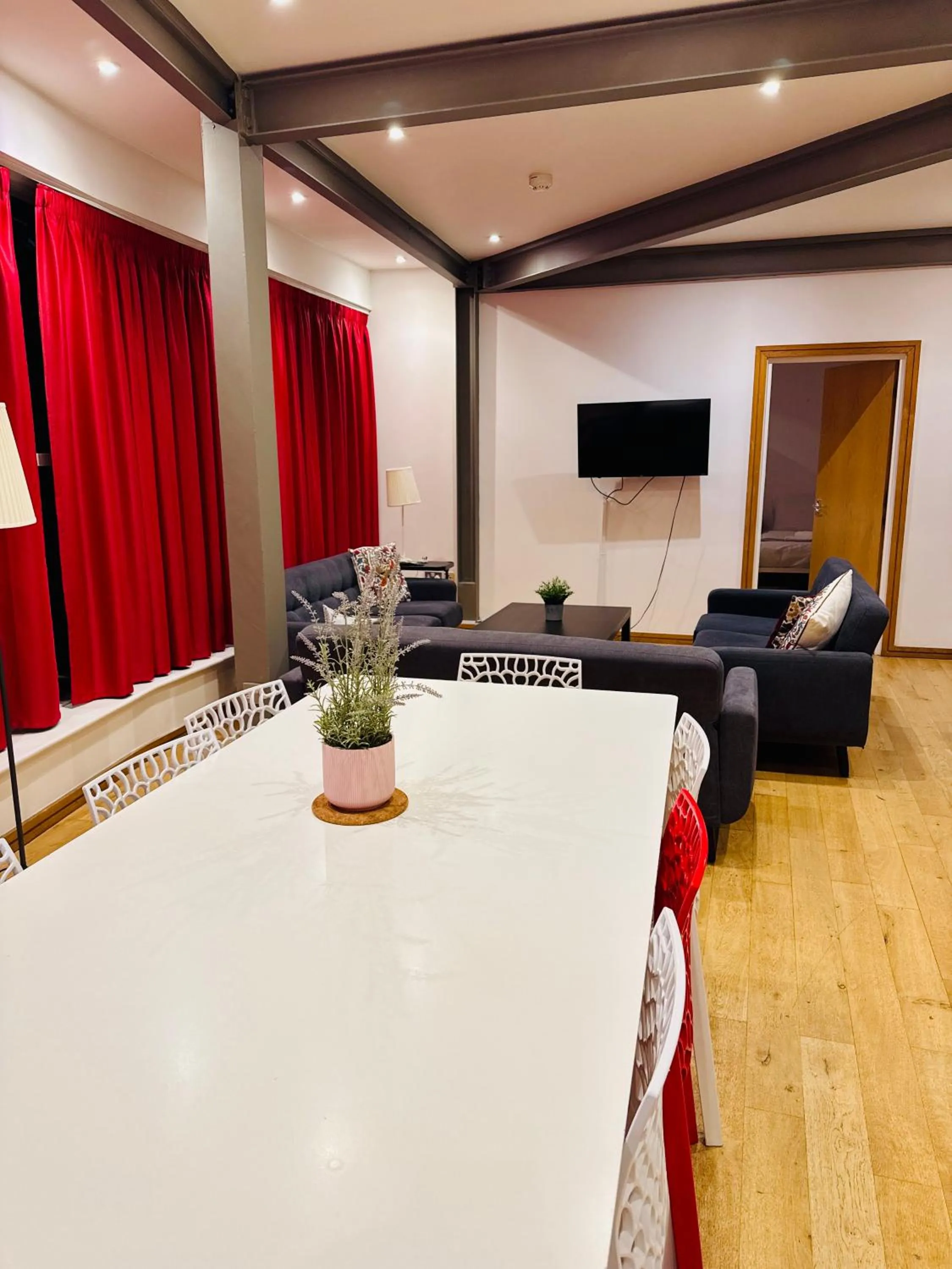 62-66 Farringdon Apartments