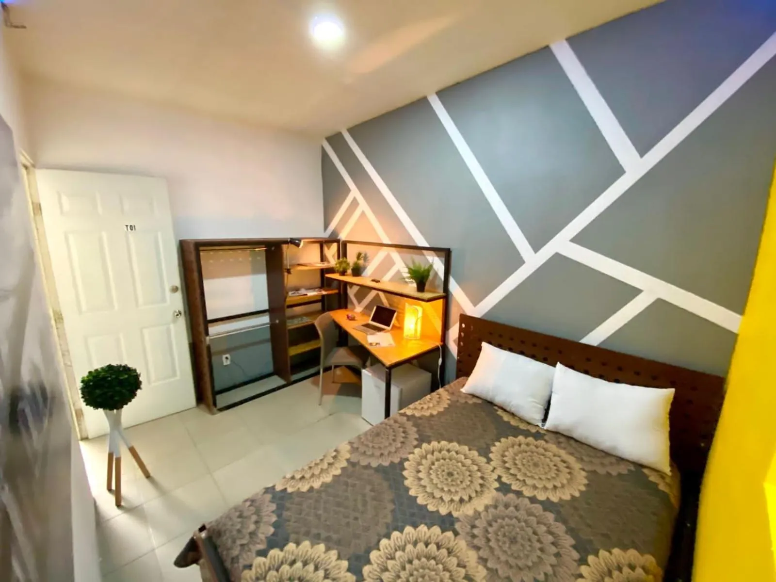 Photo of the whole room, Bed in ROOMIES HOSTEL Parque México