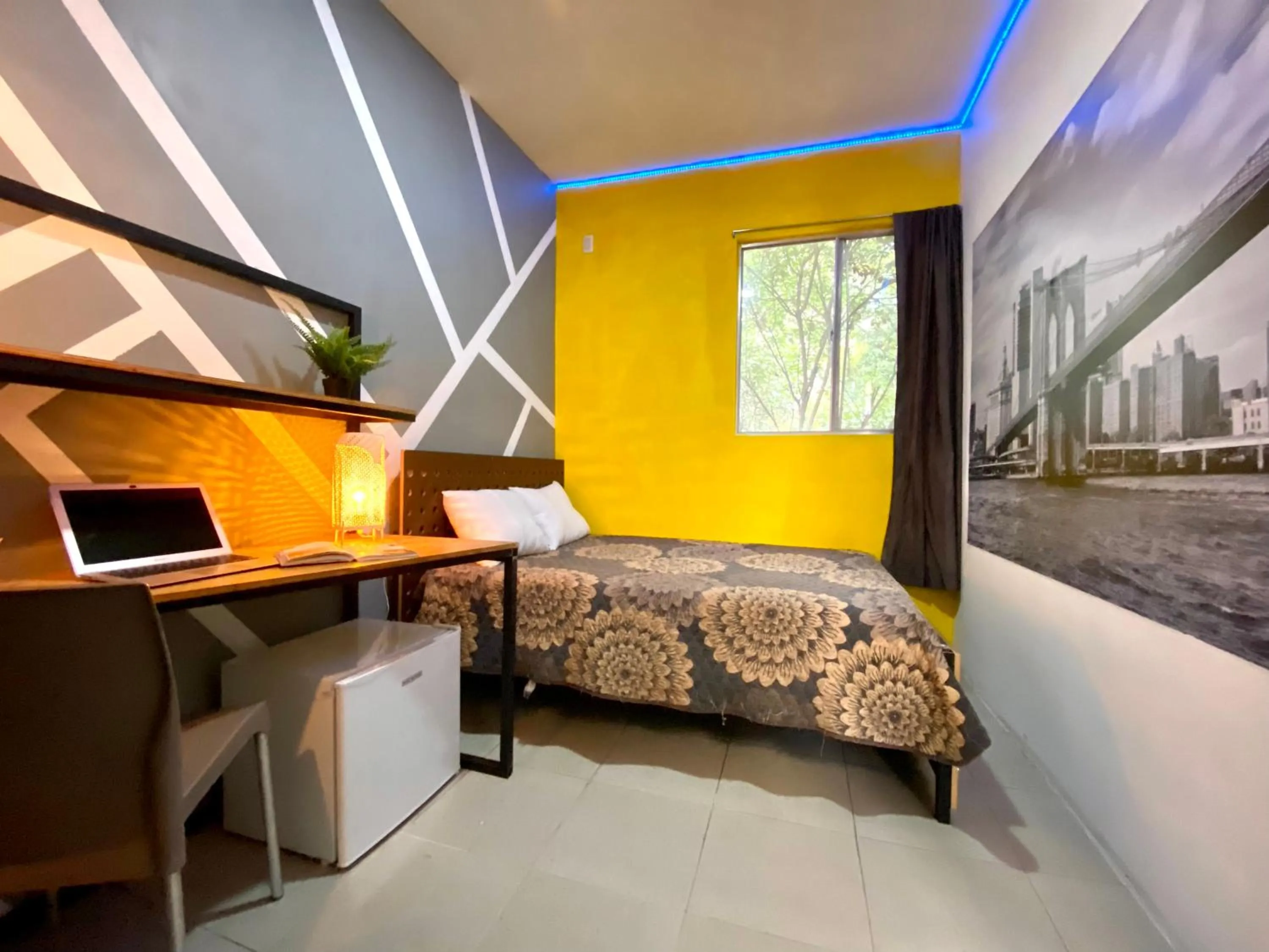 Photo of the whole room, Bed in ROOMIES HOSTEL Parque México