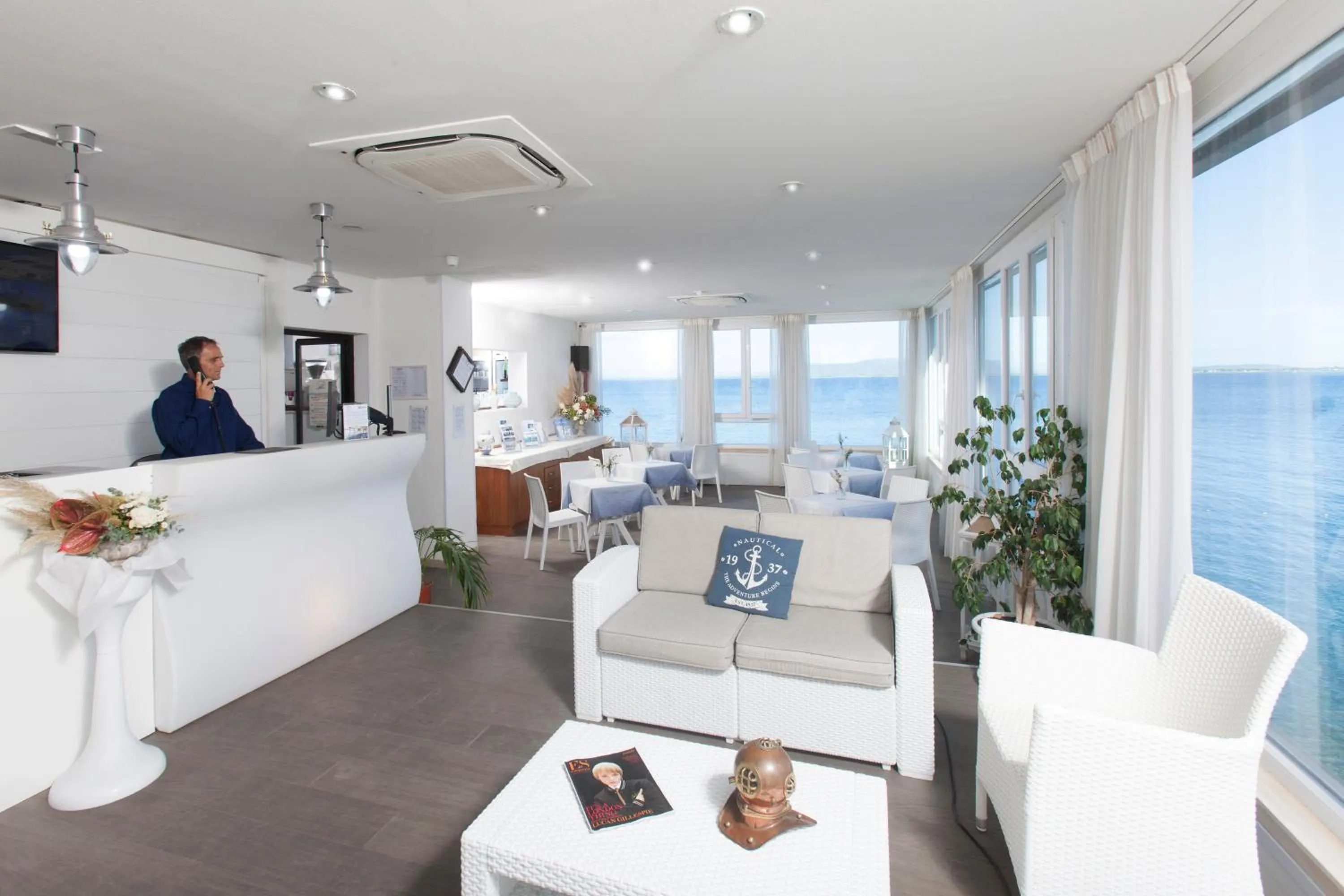 Lobby or reception in Hotel La Caletta