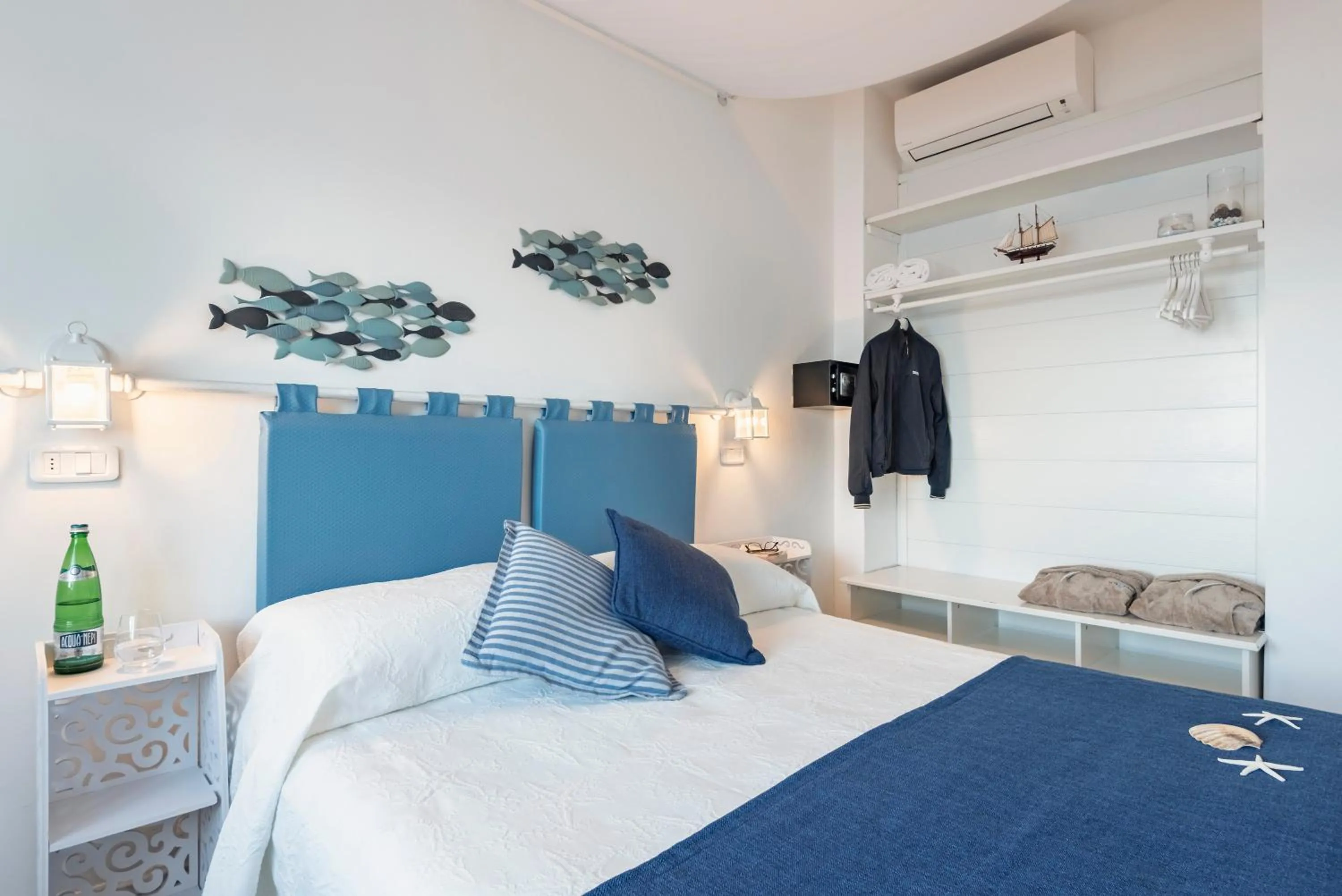 Bed in Hotel La Caletta