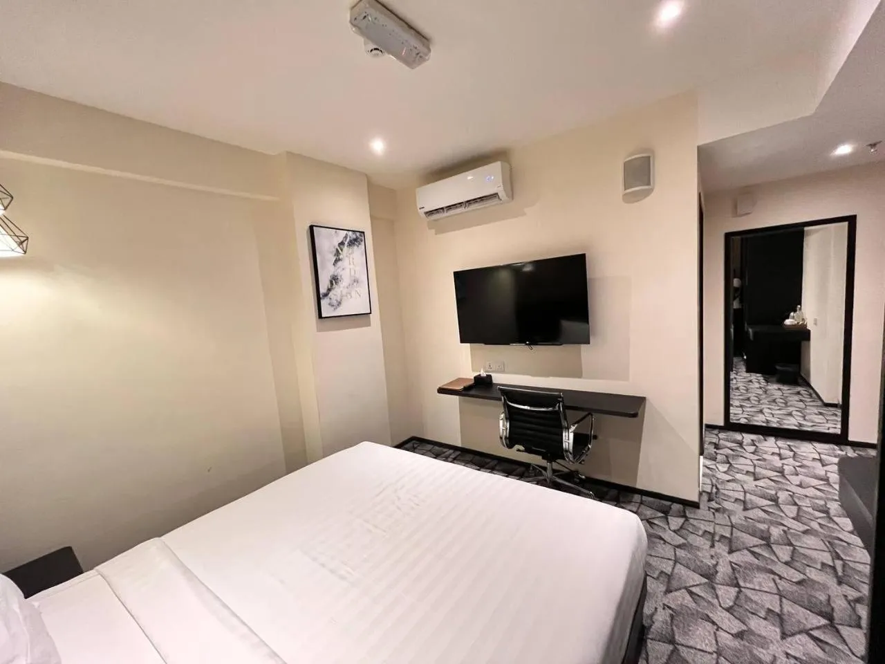 Bedroom, Bed in Hotel Damai Kuala Lumpur