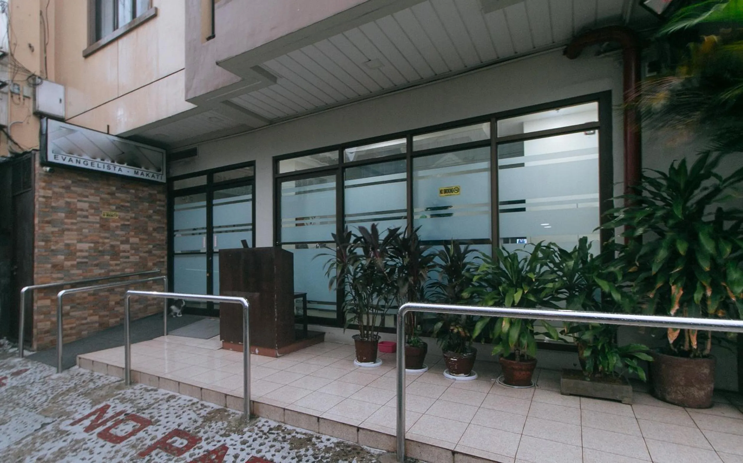 Facade/entrance in UrbanView at Evangelista Street Makati