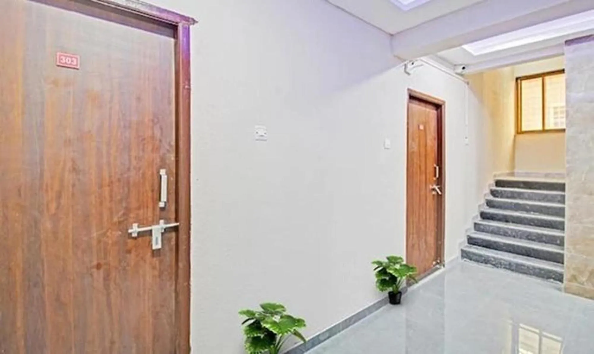 Lobby or reception in Via White House I