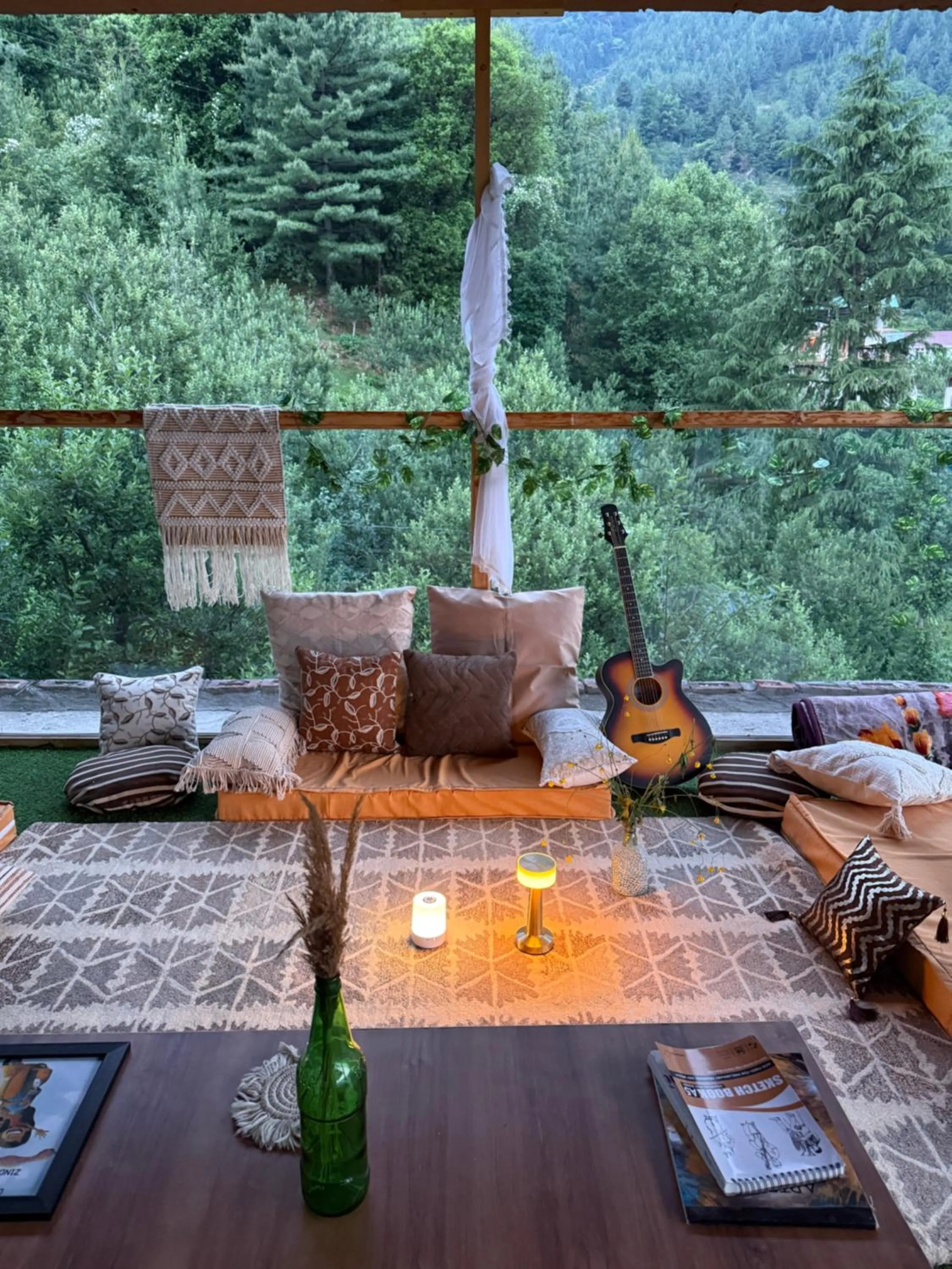 Seating area in La Heim Hostels