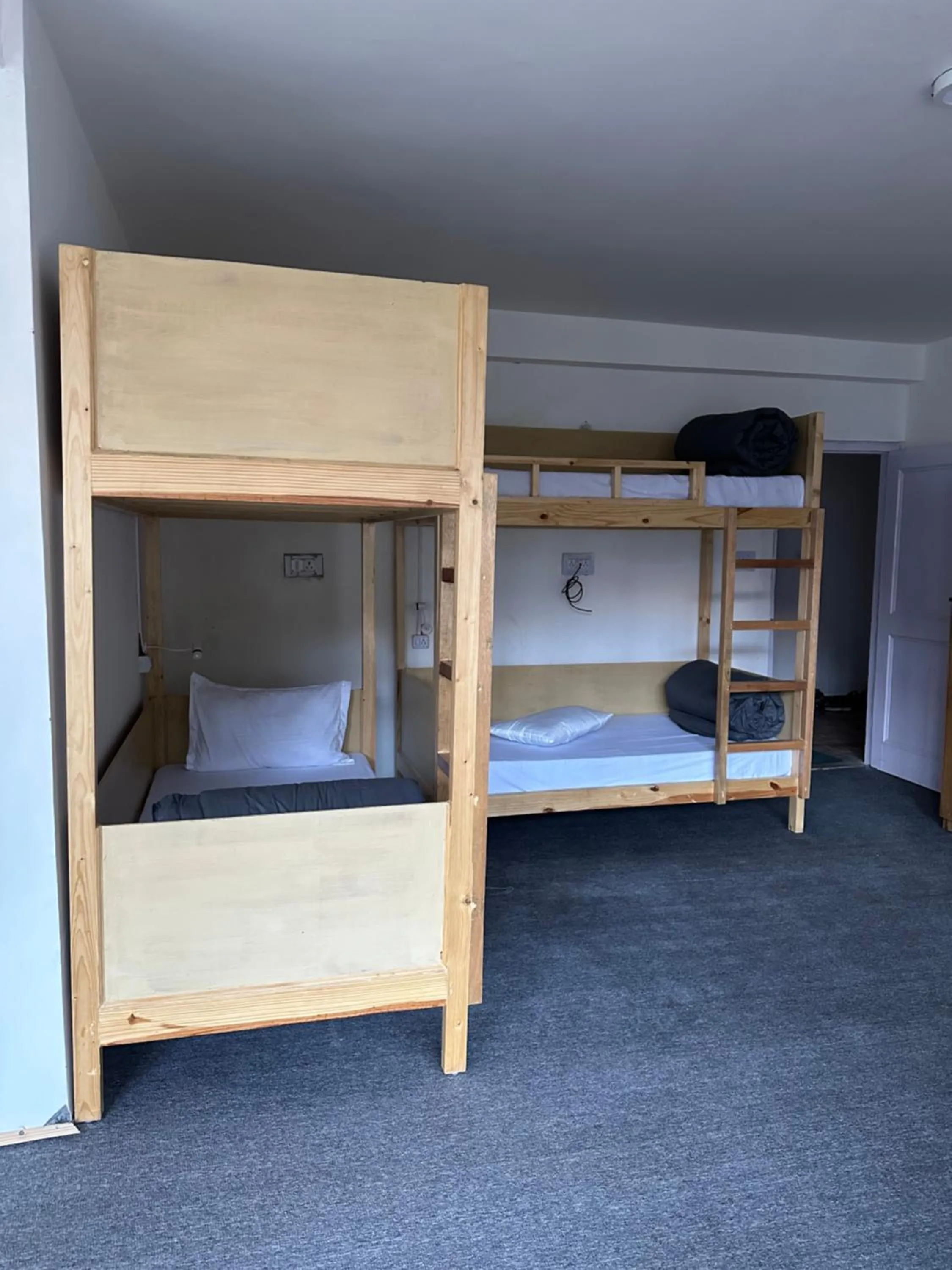 Bed in La Heim Hostels