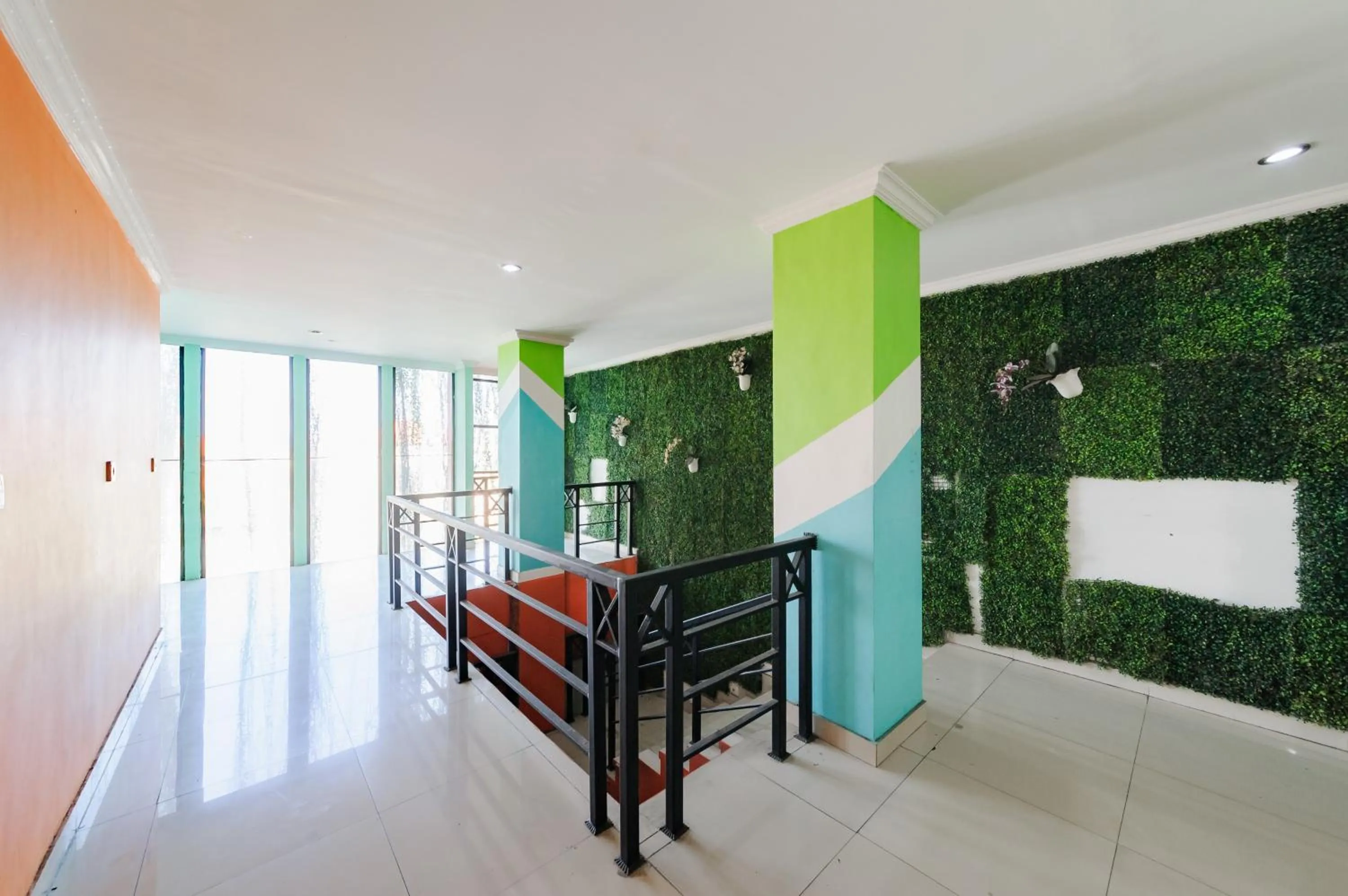 Property building in Gita Inn Bali RedPartner