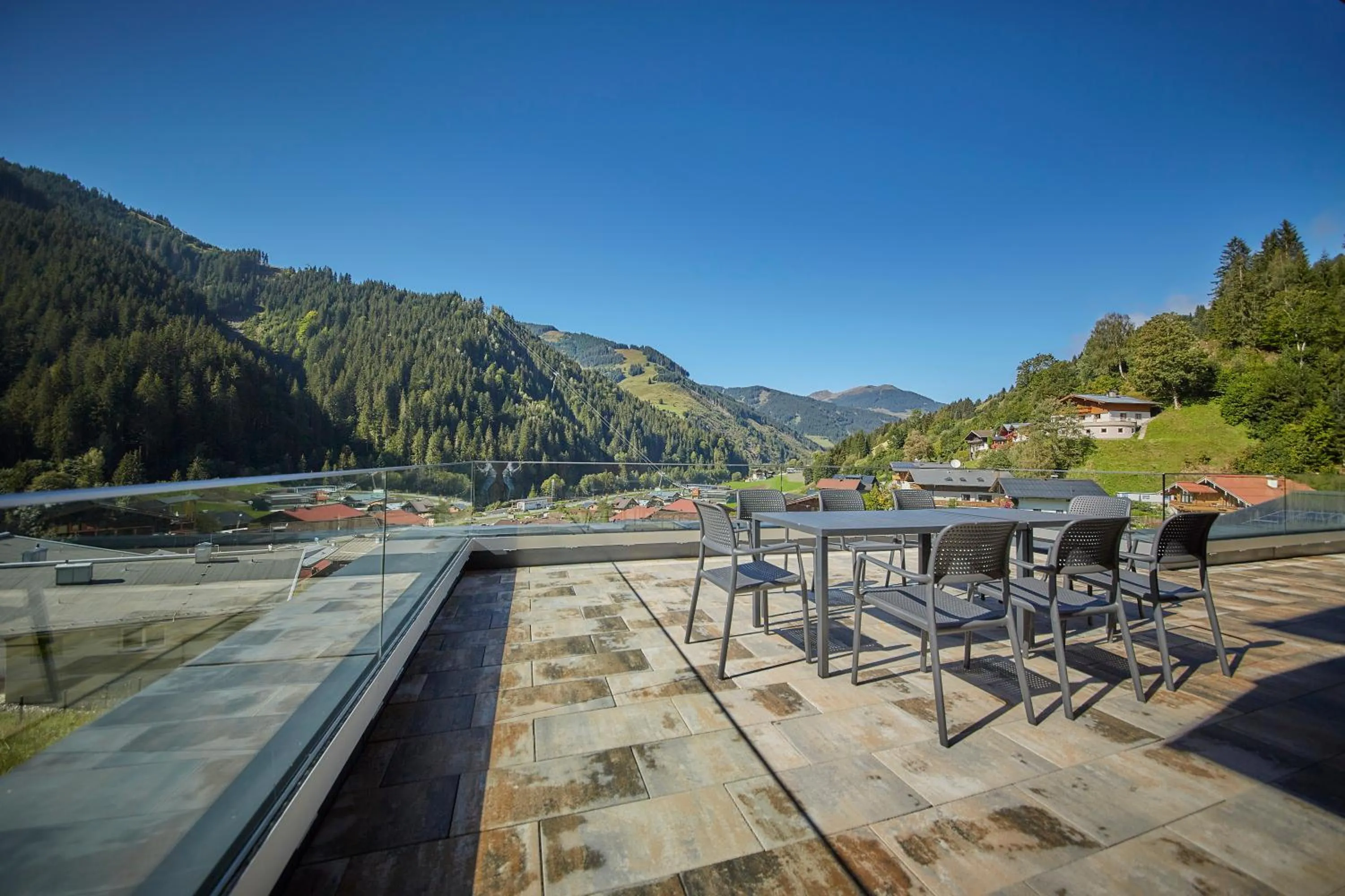Balcony/Terrace in AlpenParks Chalet & Apartment Steve Lodge Viehhofen