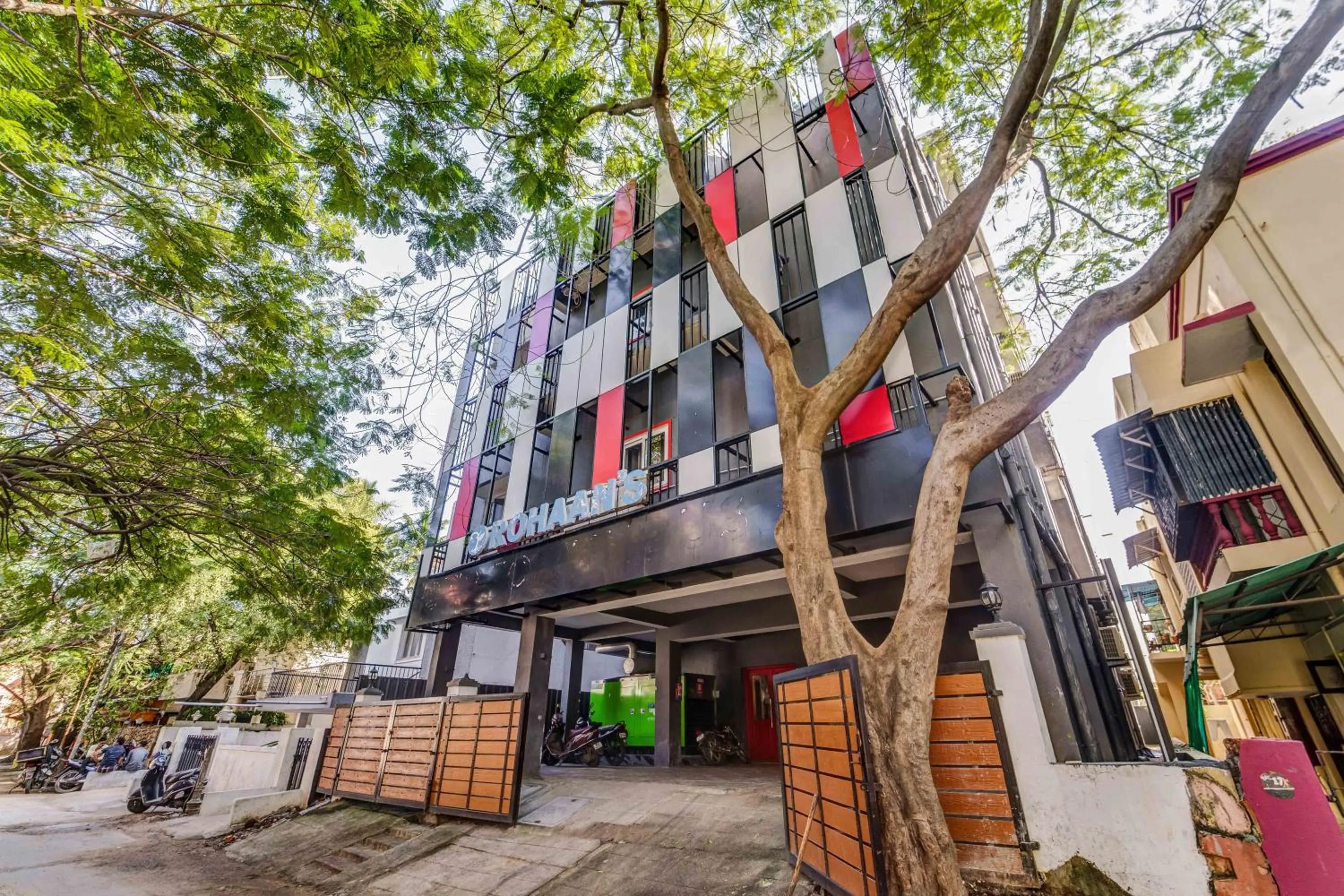 Facade/entrance in Rohaan Inn - UPAR Hotels Ashok Nagar