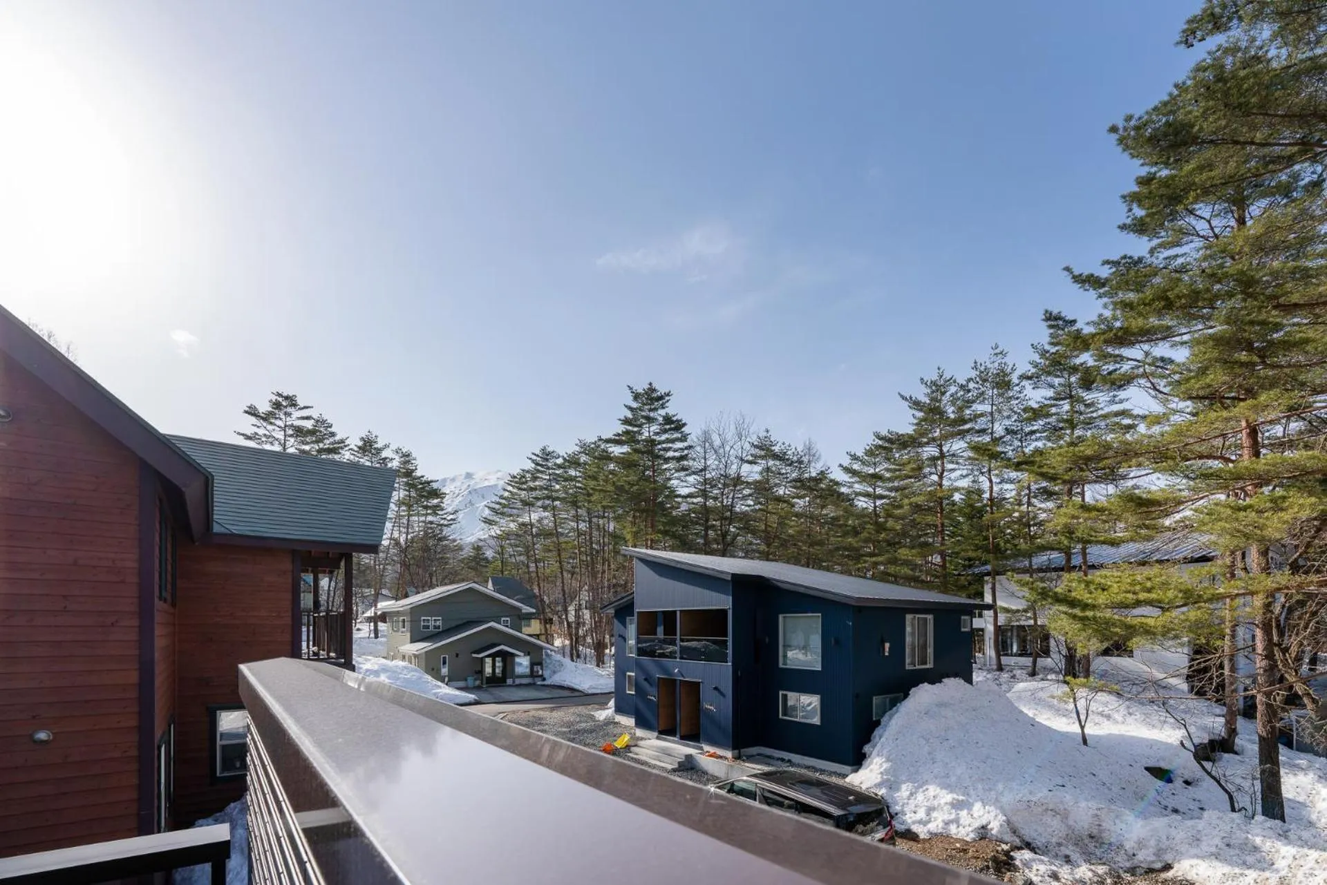 Balcony/Terrace in Silver Maple Chalet by Hakuba White Fox Company