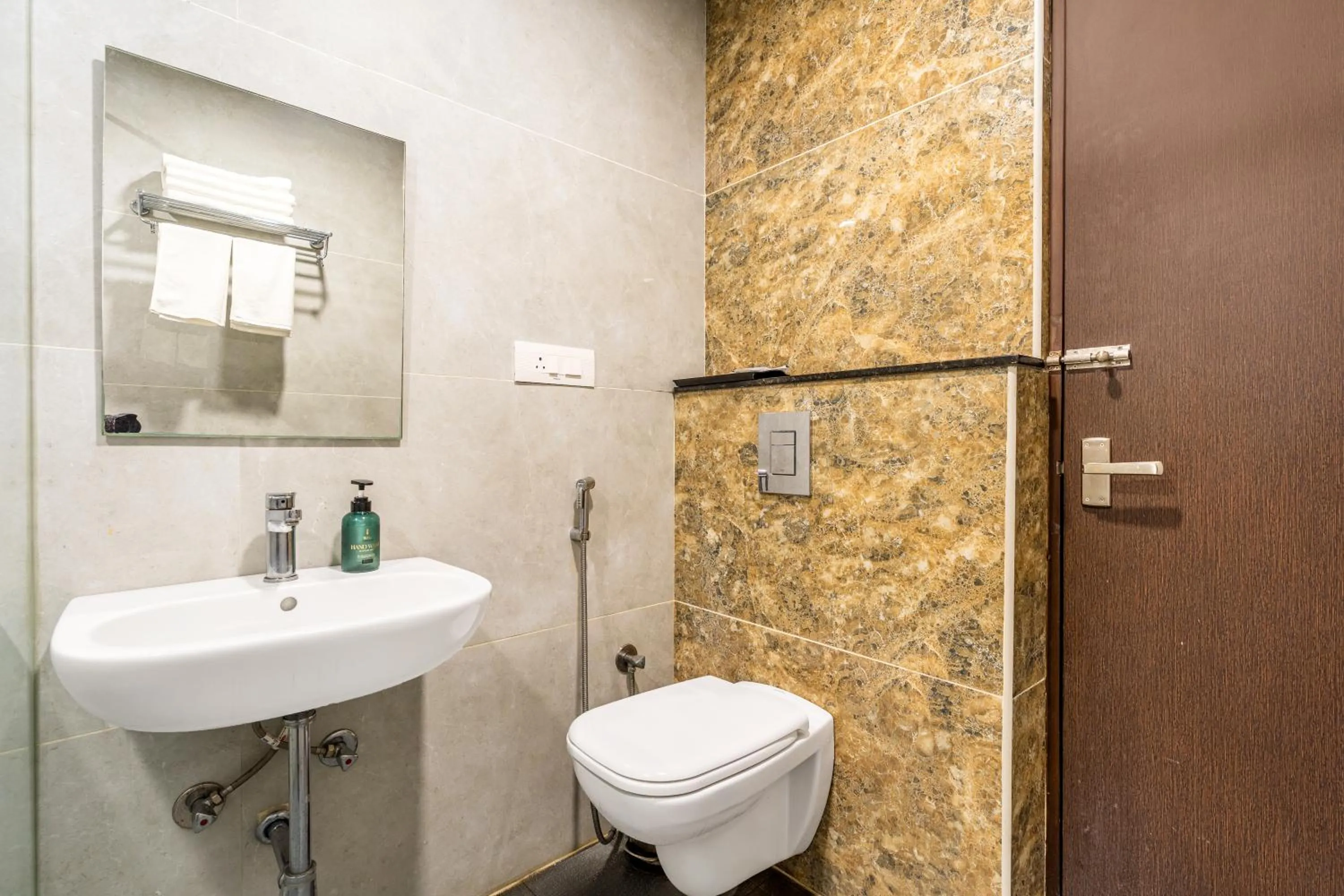Bathroom in Bangalore Times by Alaya Stays
