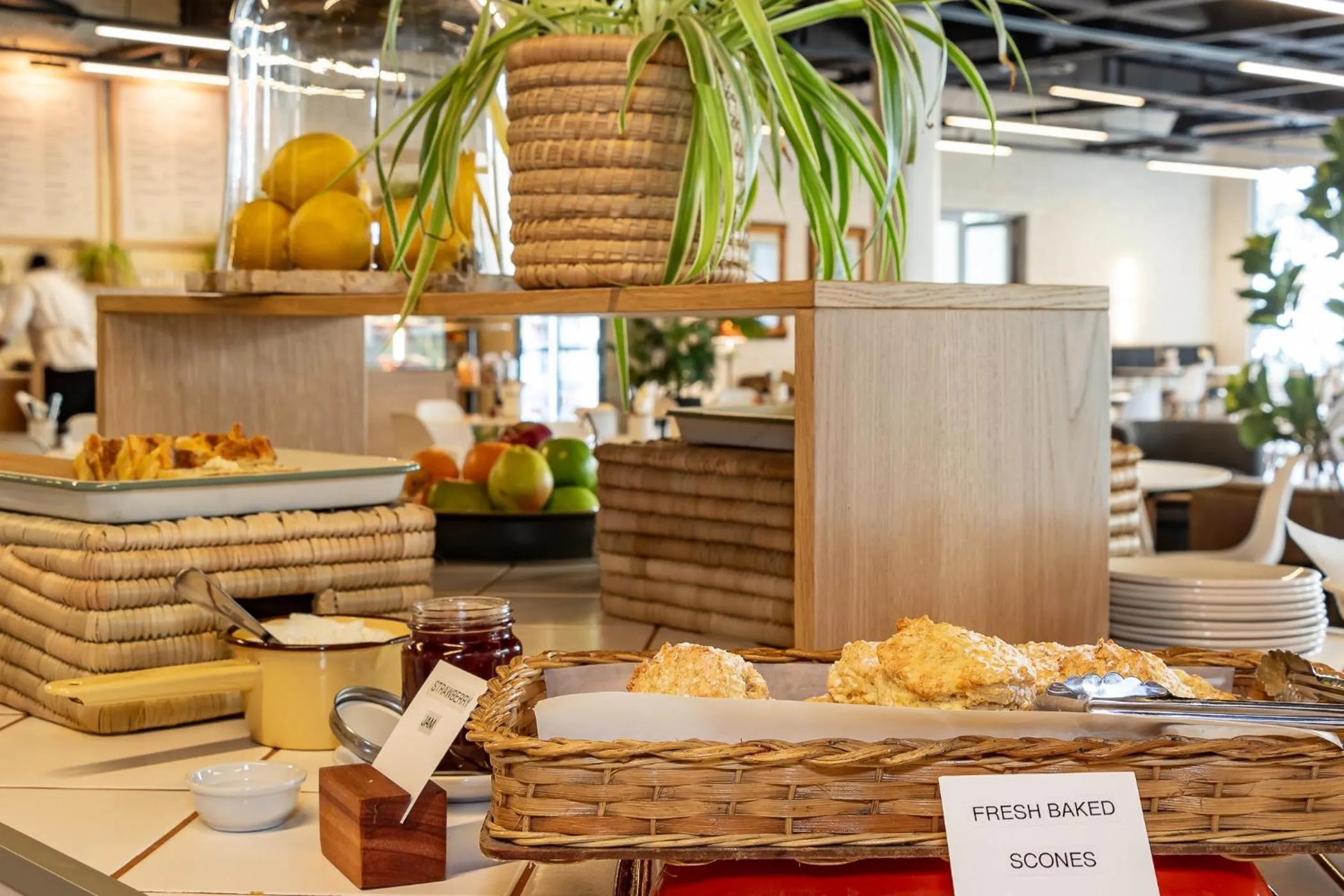 Restaurant/places to eat in One Thibault Hotel by ITC Hospitality