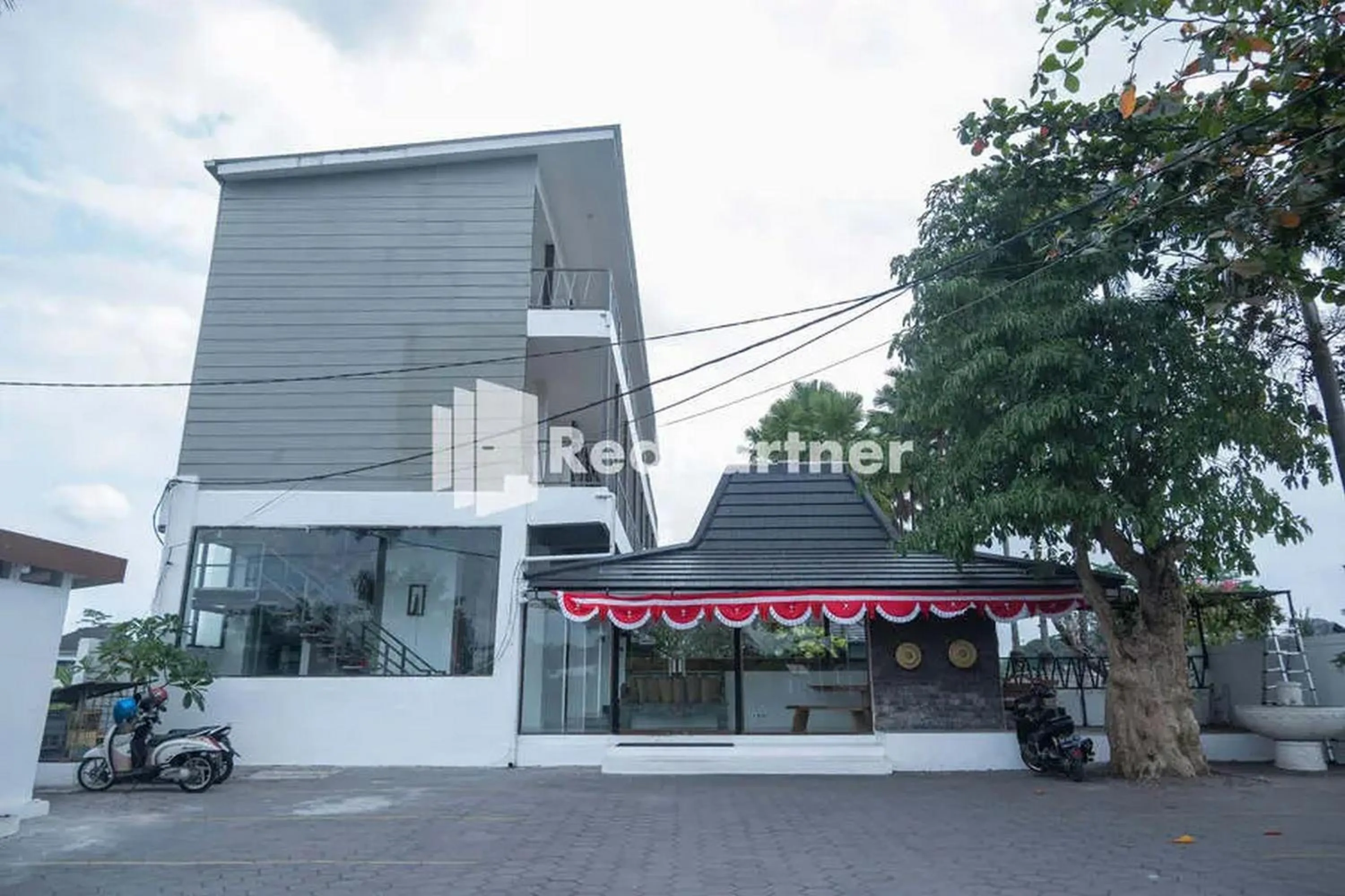 Property building in Sawah Joglo Boutique Villa Mitra RedDoorz