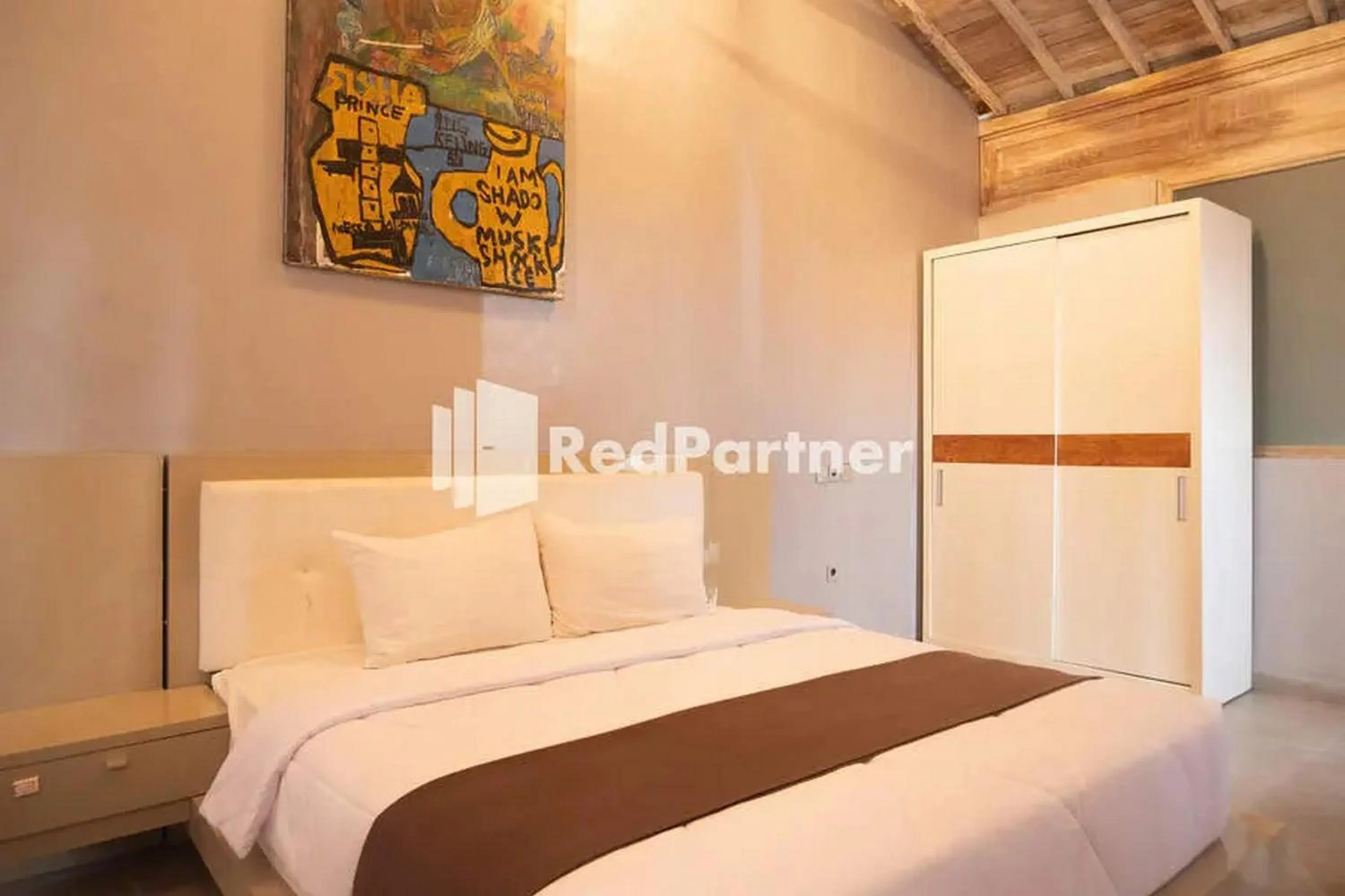 Bedroom, Bed in Sawah Joglo Boutique Villa Mitra RedDoorz
