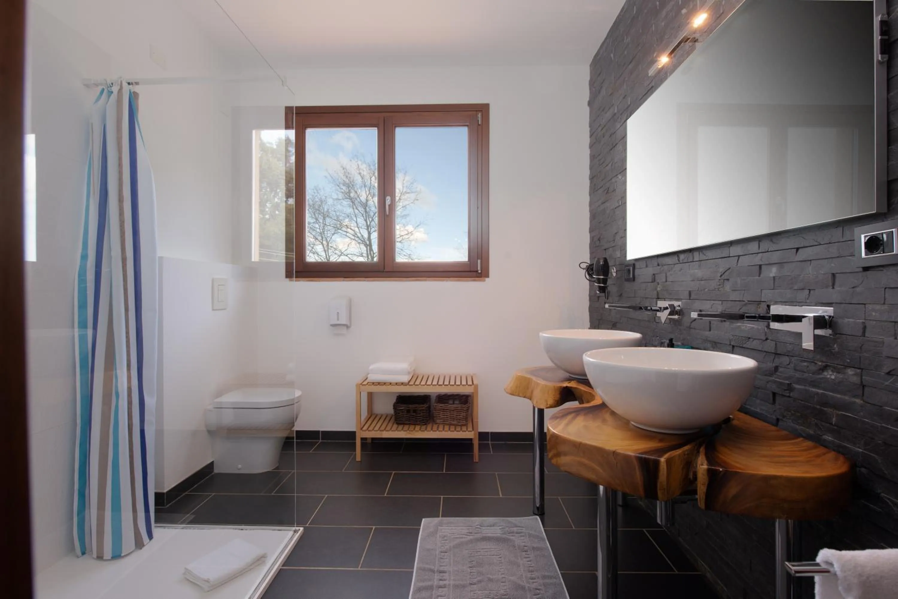 Shower in Massa Vecchia