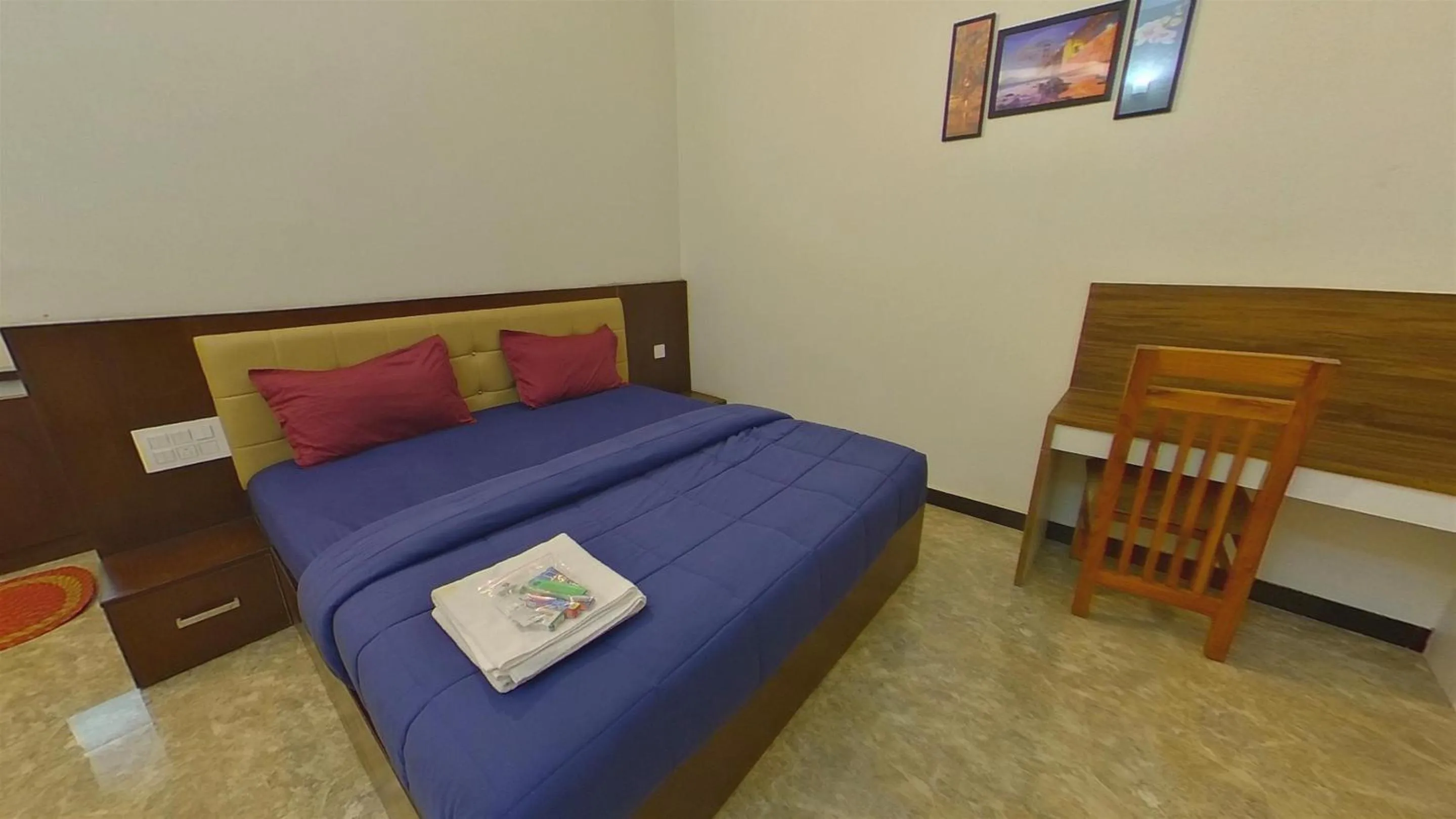 Bed in Orange Valley Plantation Holiday Coorg