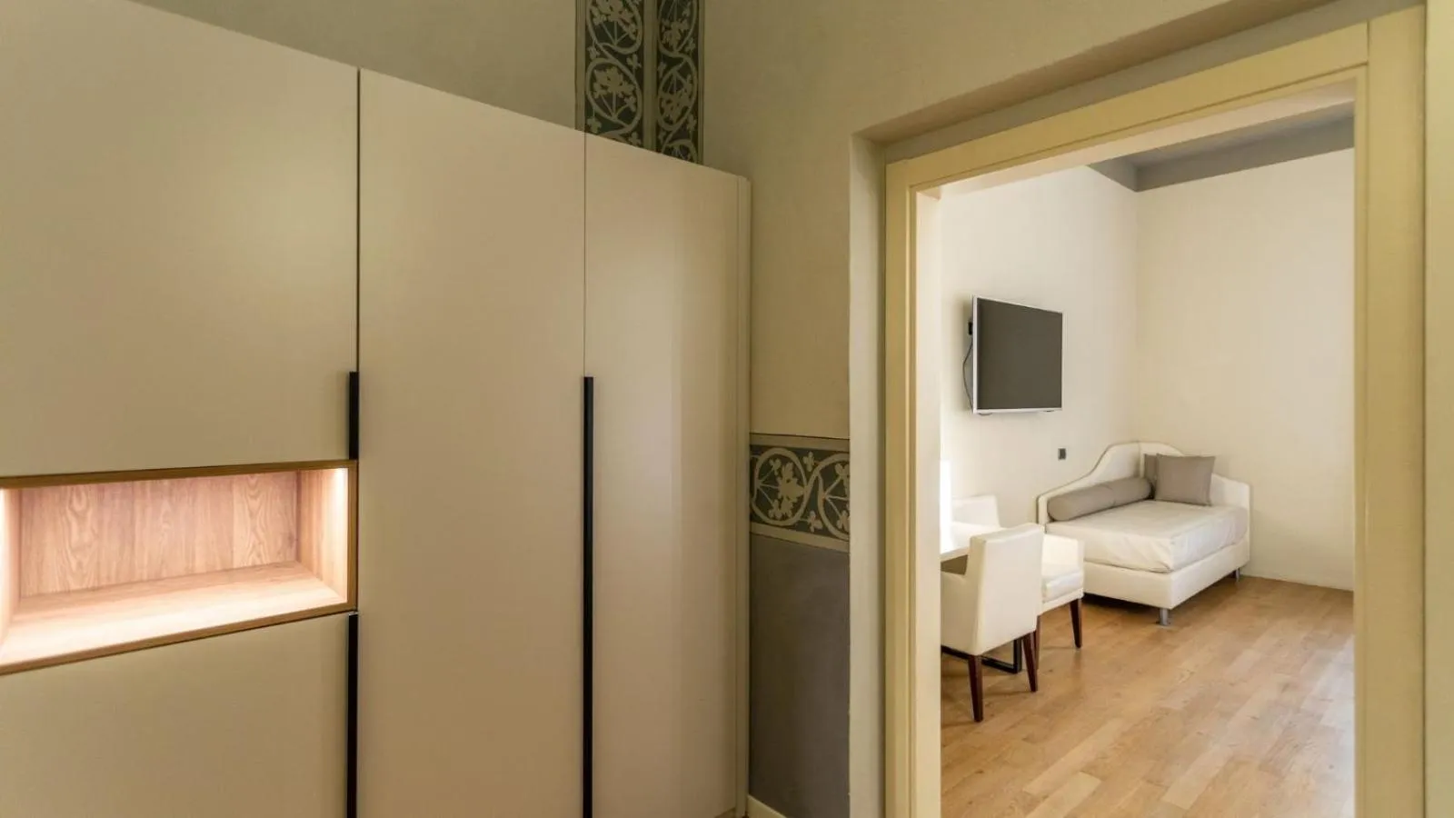 TV and multimedia, Bed in I Portici Hotel Bologna