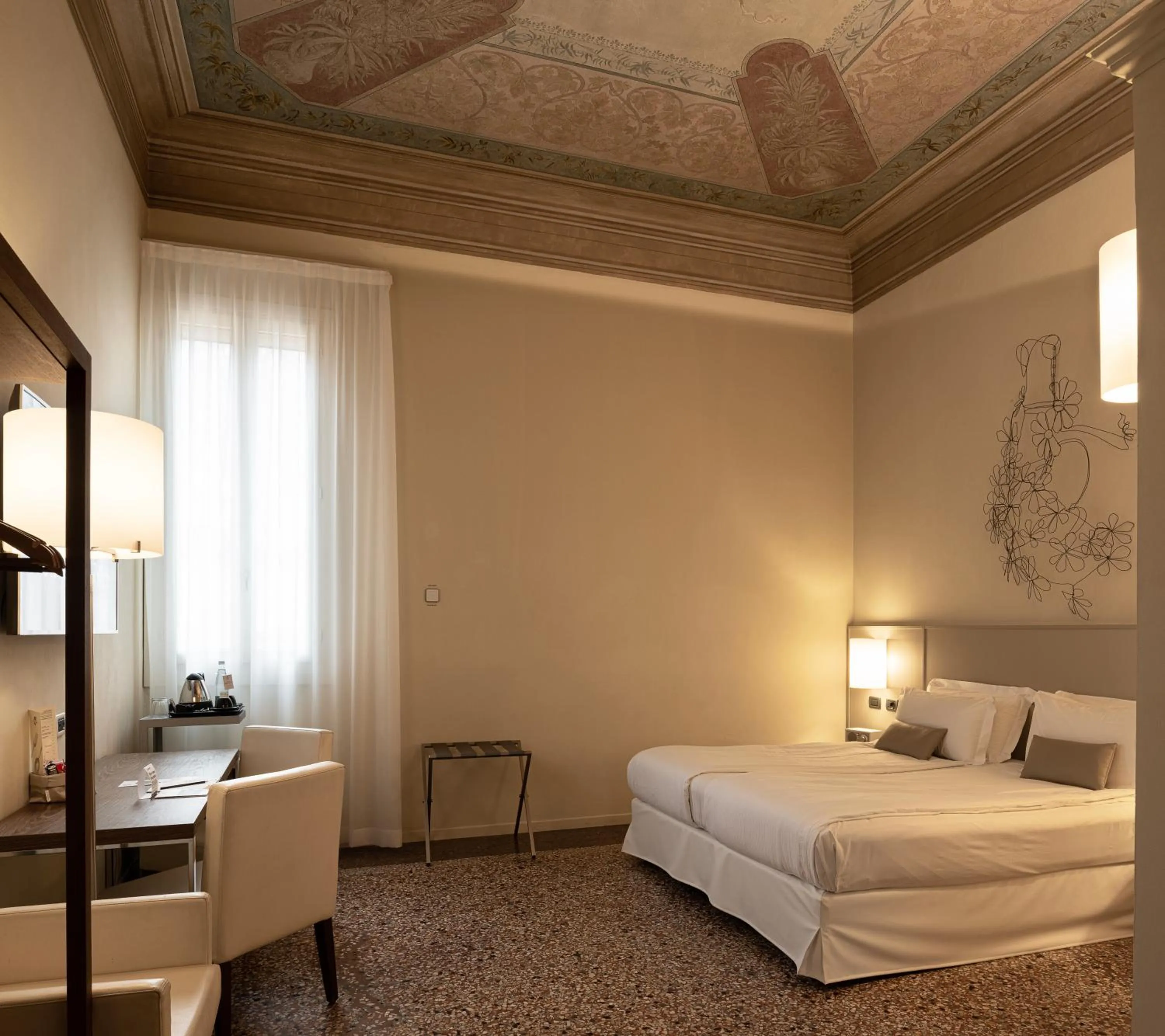 Bedroom, Bed in I Portici Hotel Bologna