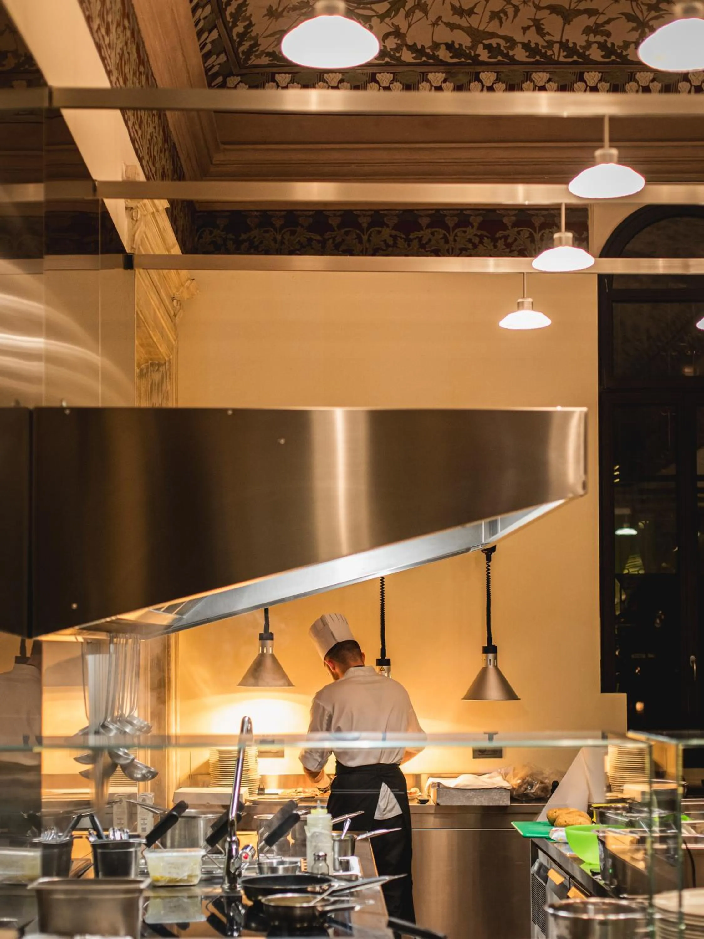 Restaurant/places to eat in I Portici Hotel Bologna