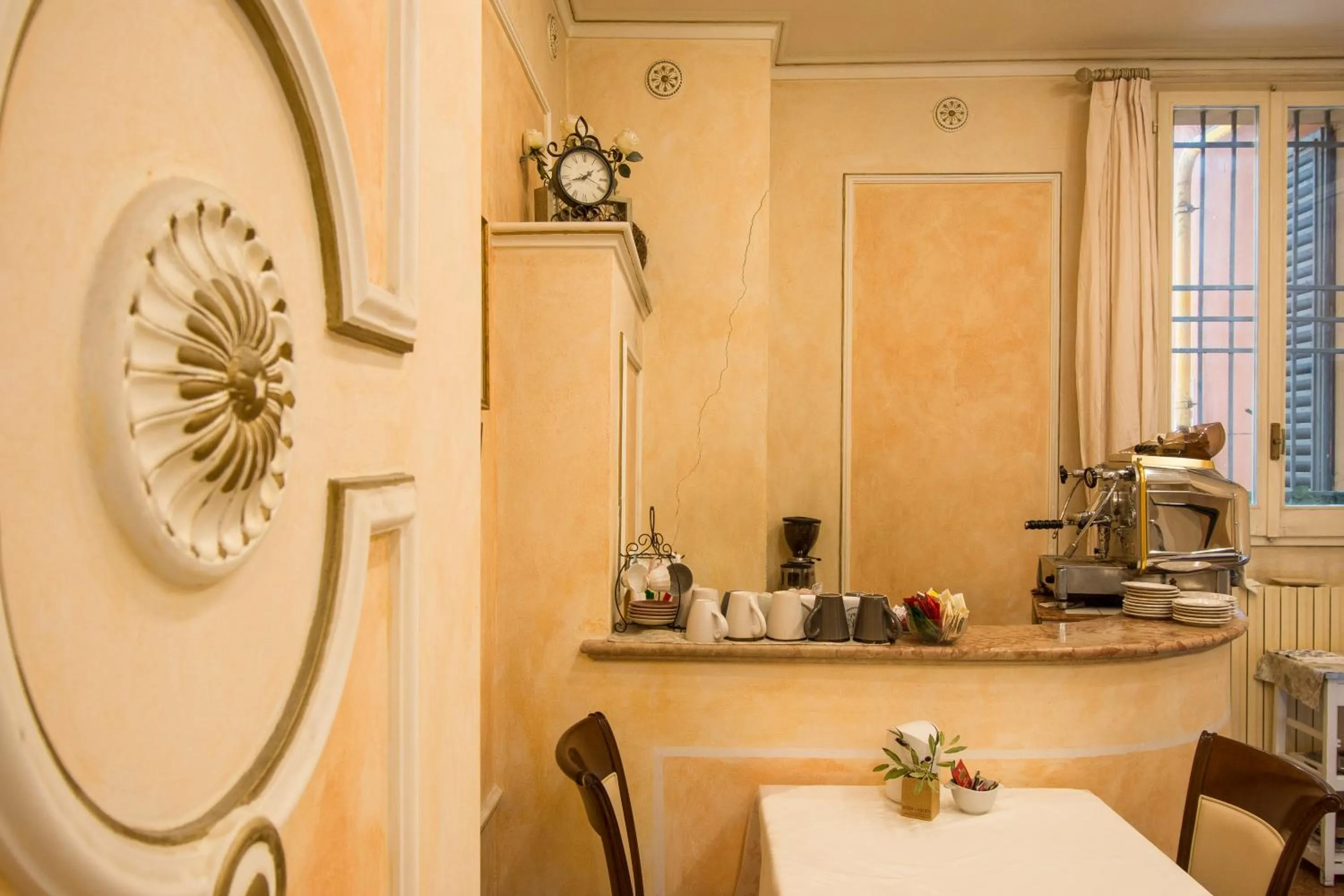 Breakfast in Hotel Pedrini