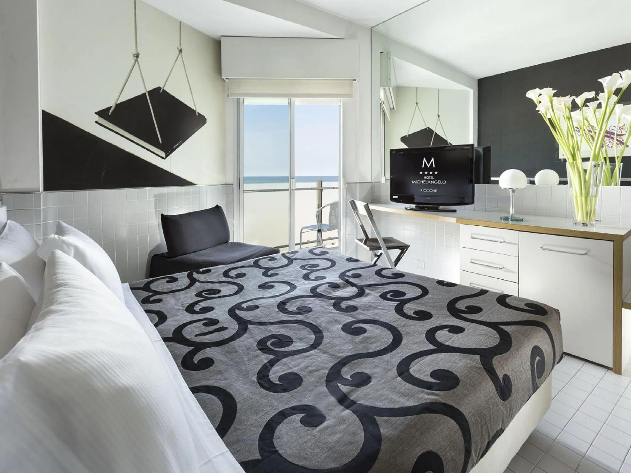 Photo of the whole room, Bed in Hotel Michelangelo