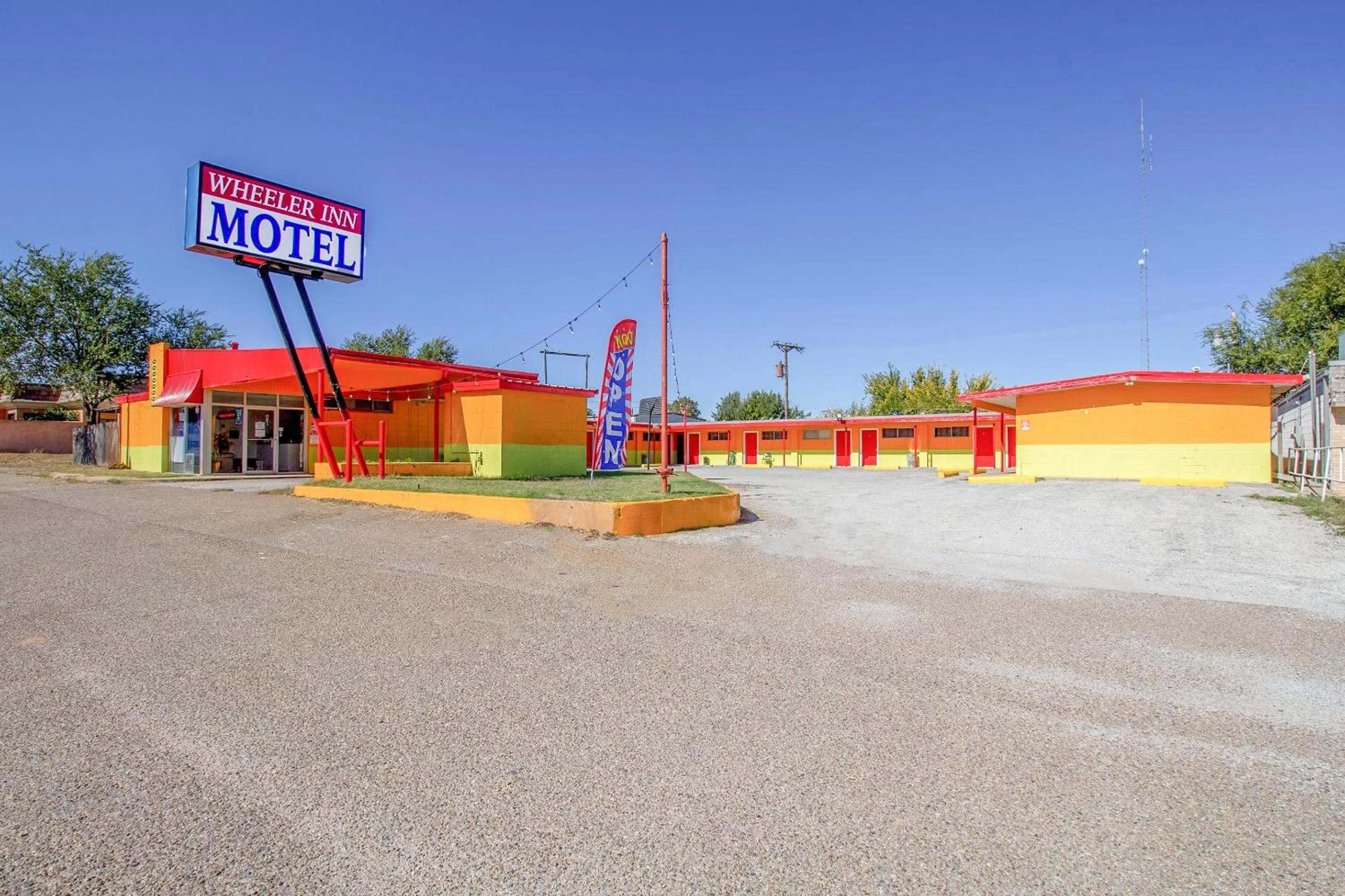 Facade/entrance in Wheeler Inn Texas, US - 83 By OYO
