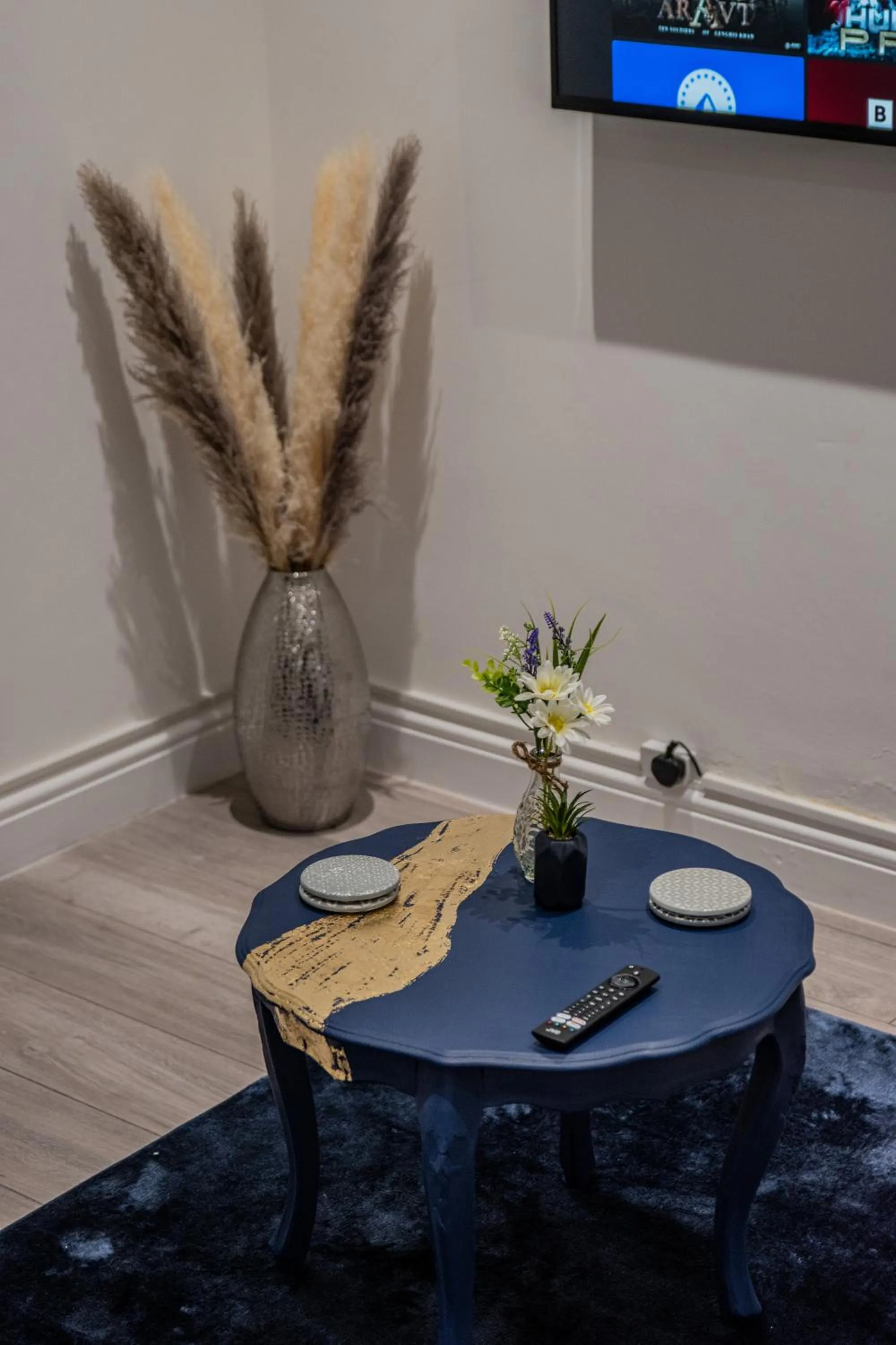 Living room in BV Comfy Spacious 3 Bedroom House At Tatton Street Manchester