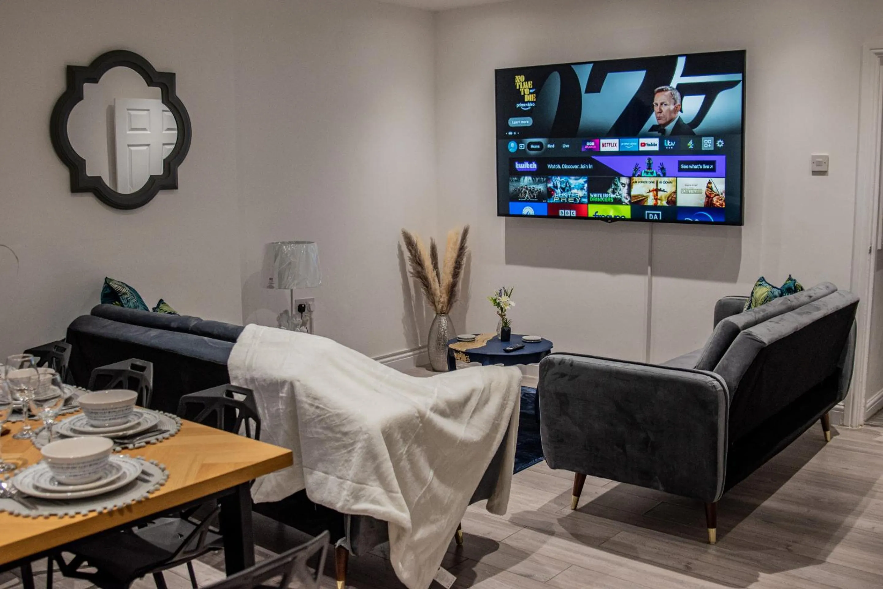 Living room in BV Comfy Spacious 3 Bedroom House At Tatton Street Manchester