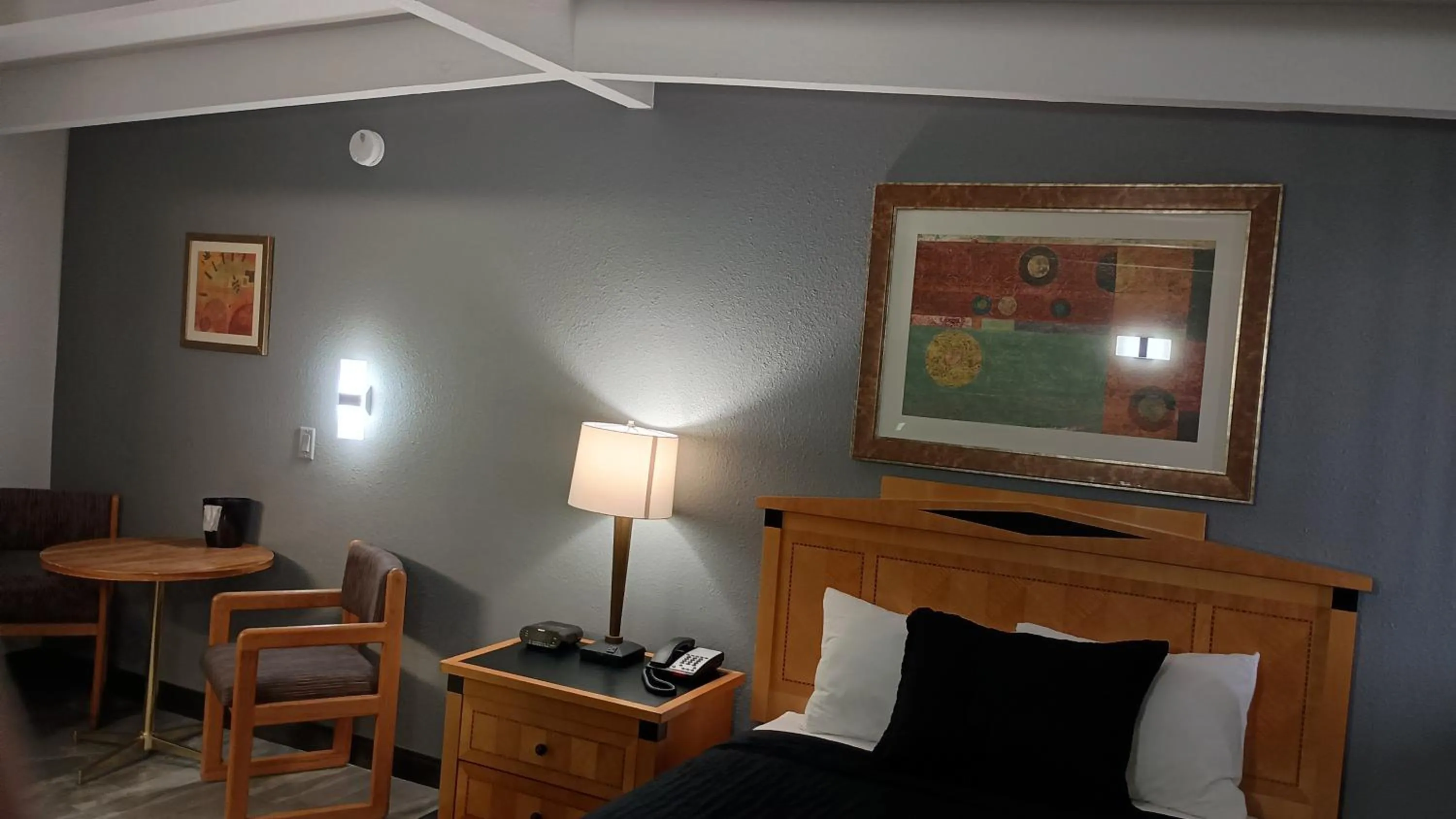 Bedroom in Econo Inn