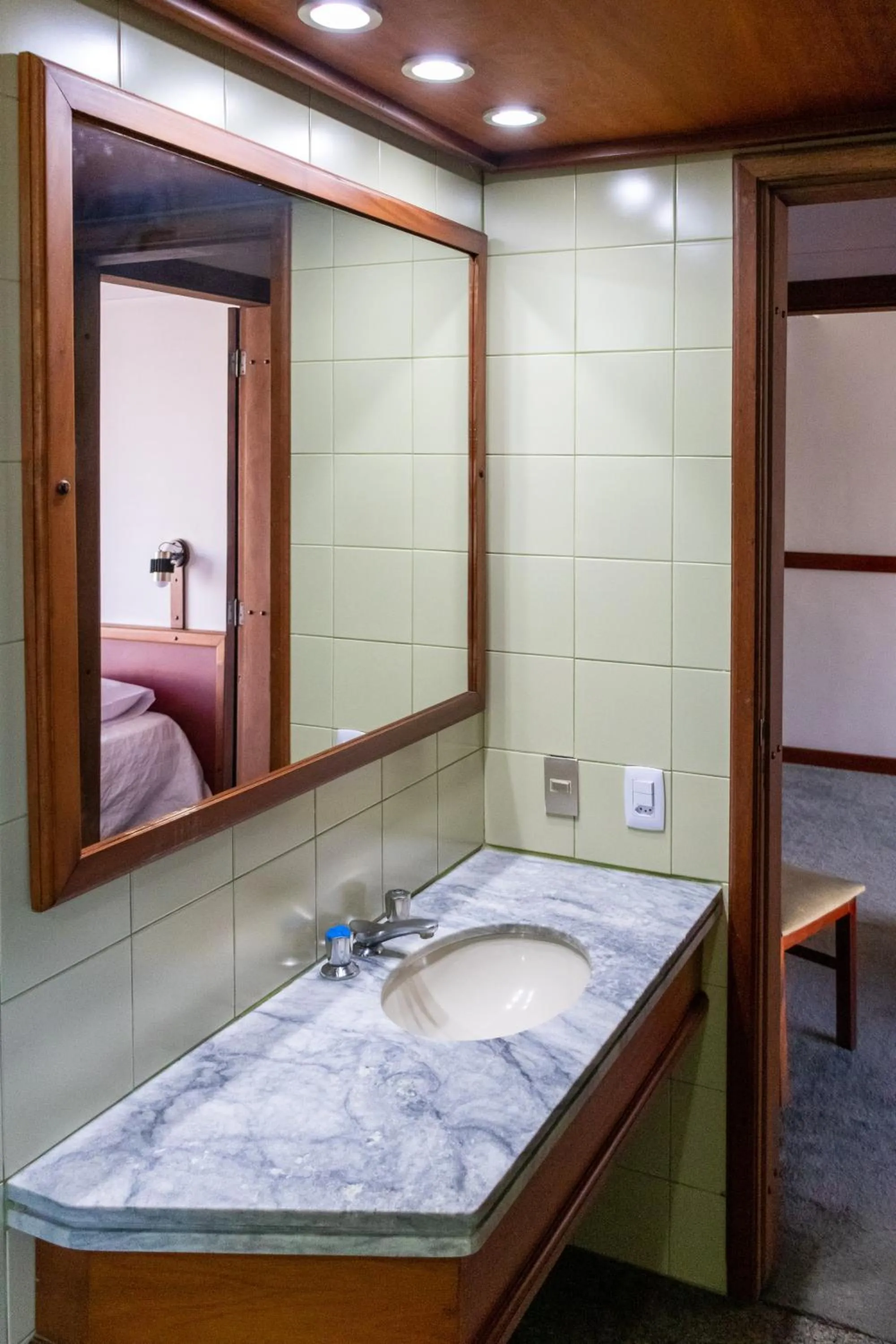 Twin Room in Blumenau Tower by Castelo Itaipava