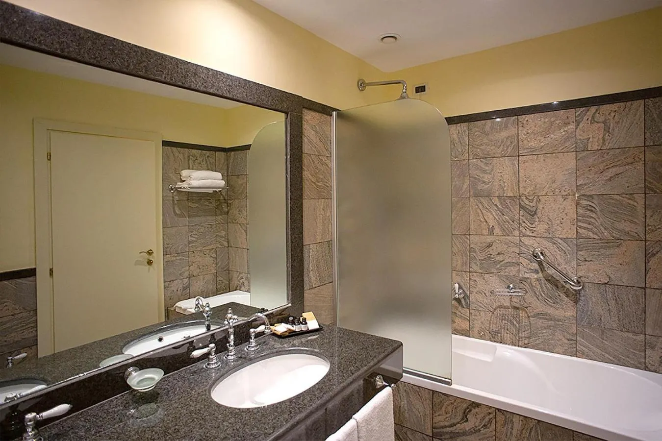 Bathroom in Villa Tuscolana