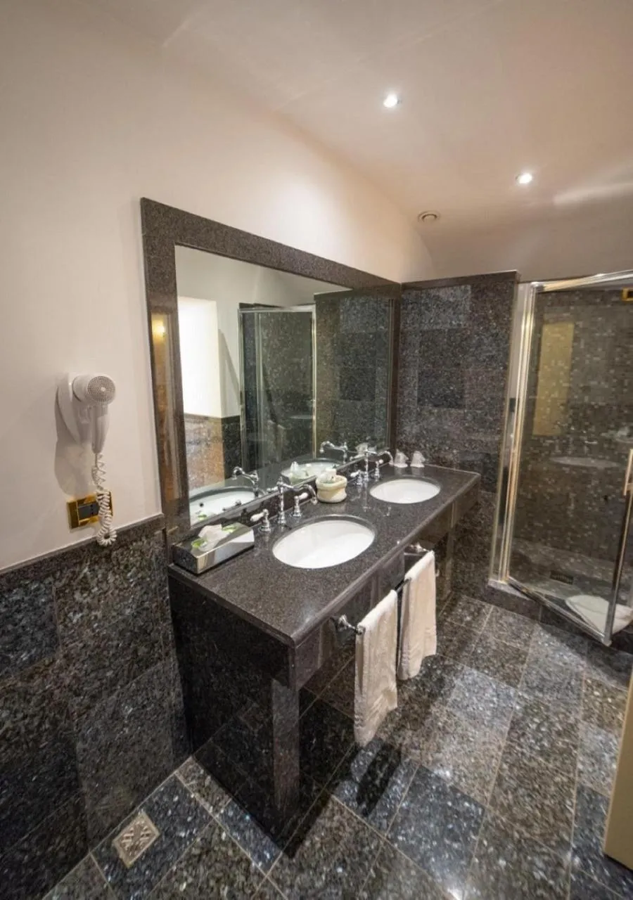 Bathroom in Villa Tuscolana