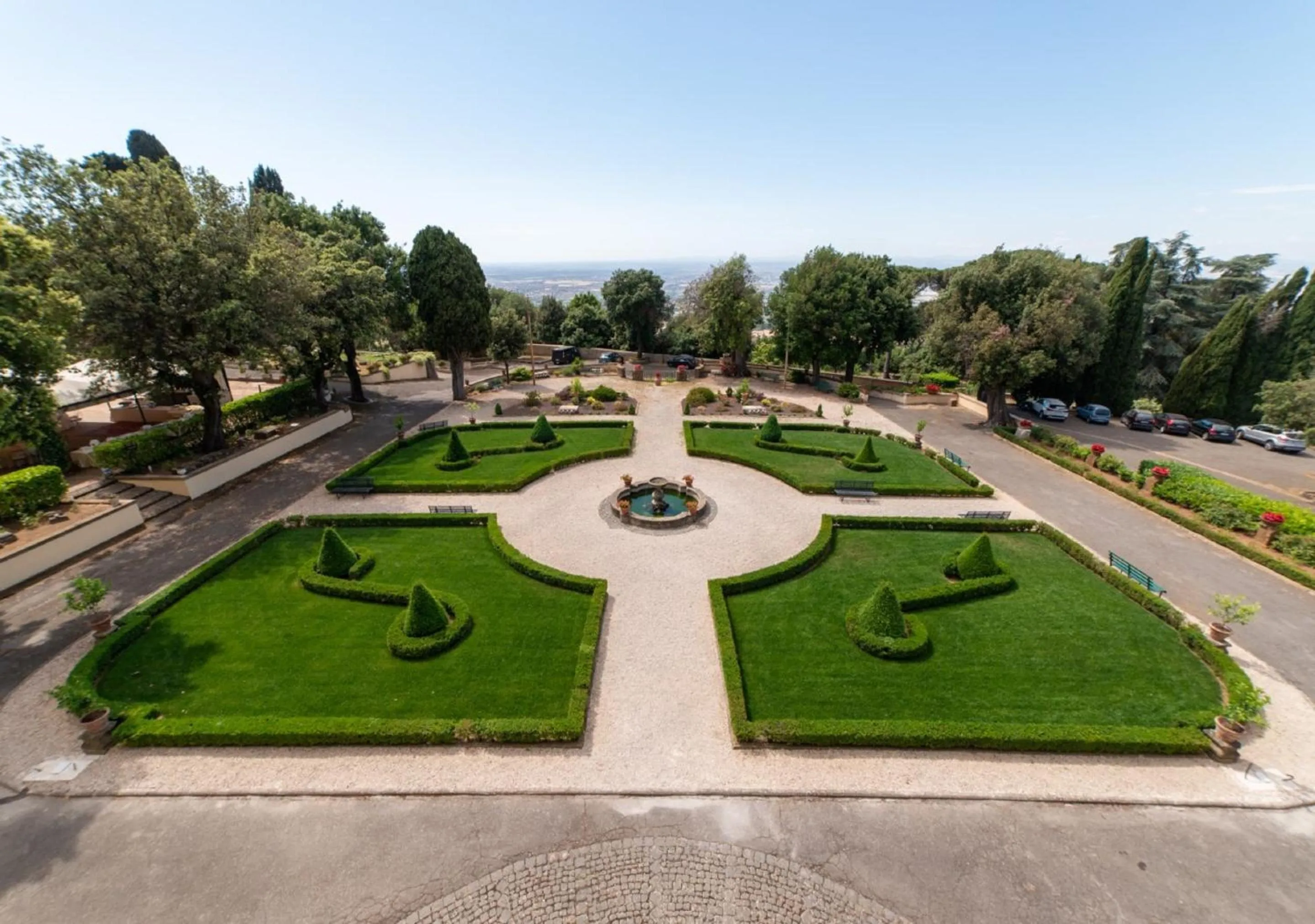 Garden view in Villa Tuscolana