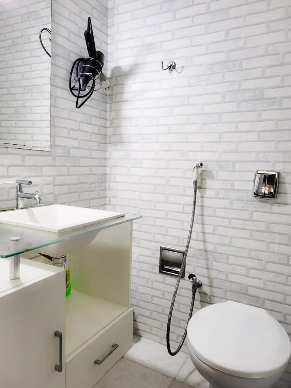 Apartamento quadra da praia em Copacabana