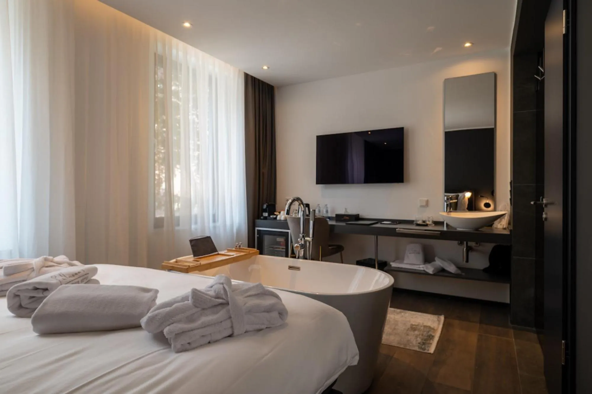 Photo of the whole room, Bed in Sellmann´s Boutique Hotel