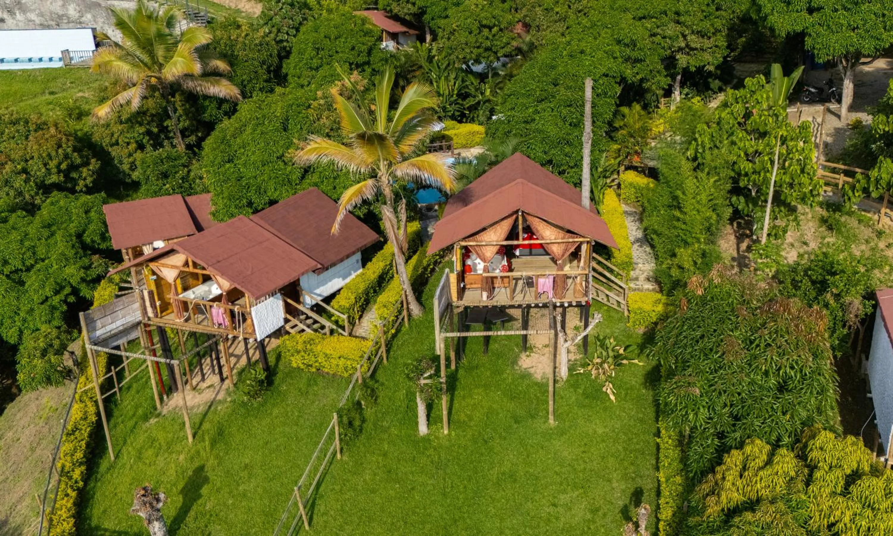 Property building in Glamping Mirador Santa Fe-Sopetran