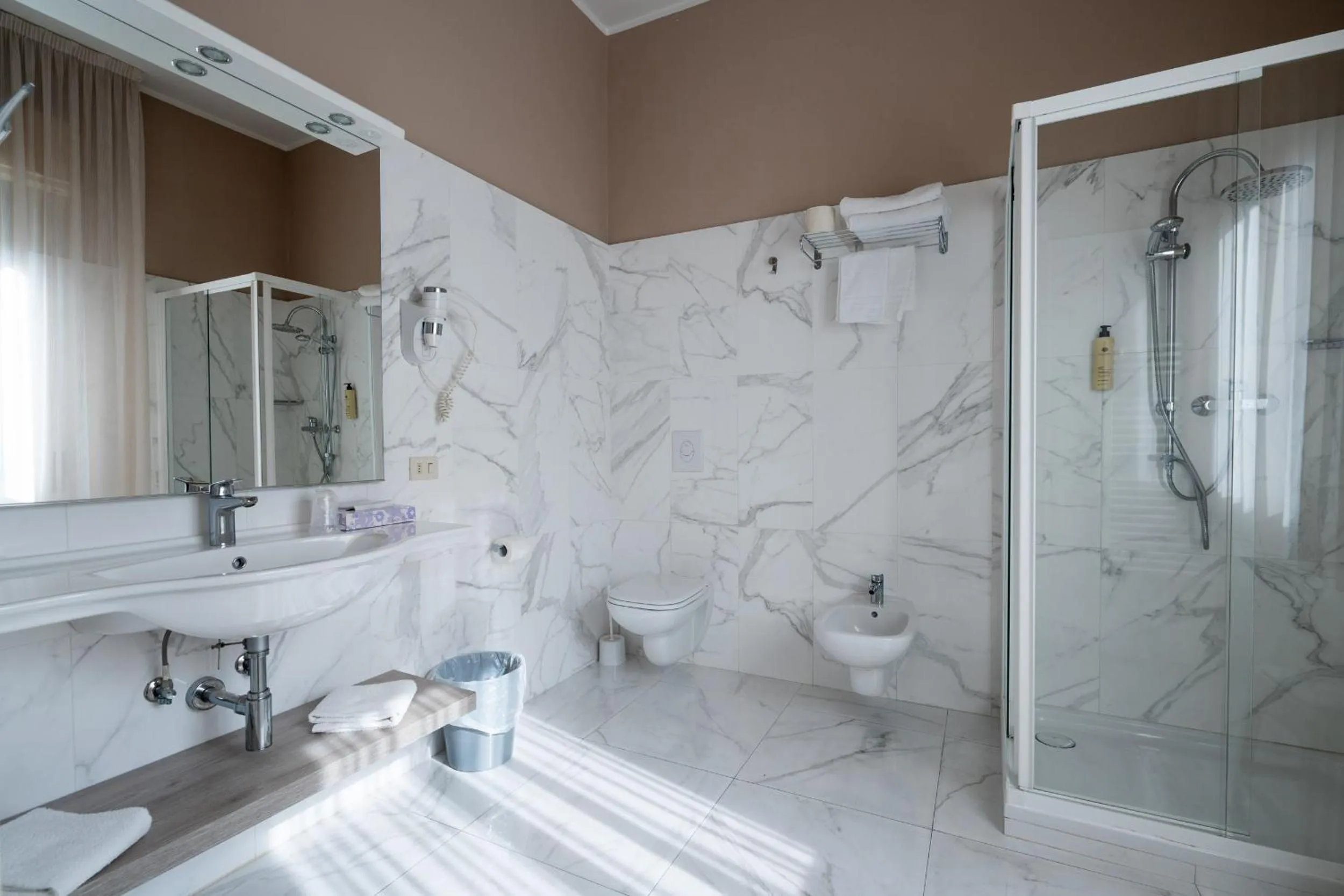 Bathroom in Hotel Olimpia