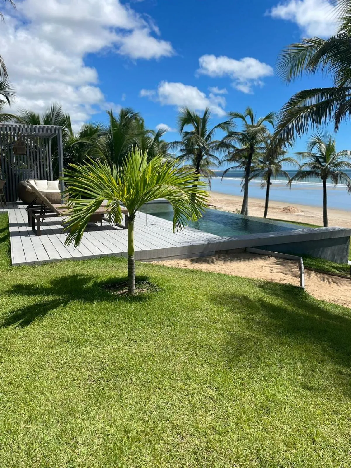 Swimming pool in Club de Mar Condo Hotel