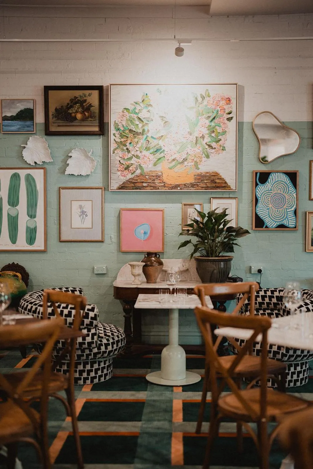 Restaurant/places to eat in The Lodge Jamberoo