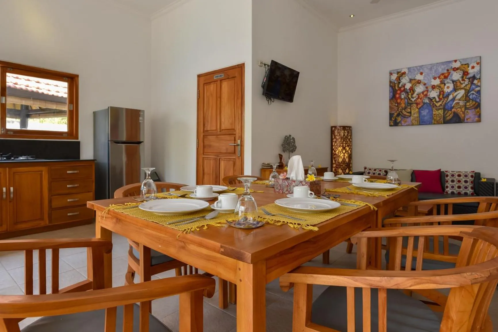 Dining area in Villa Punyan
