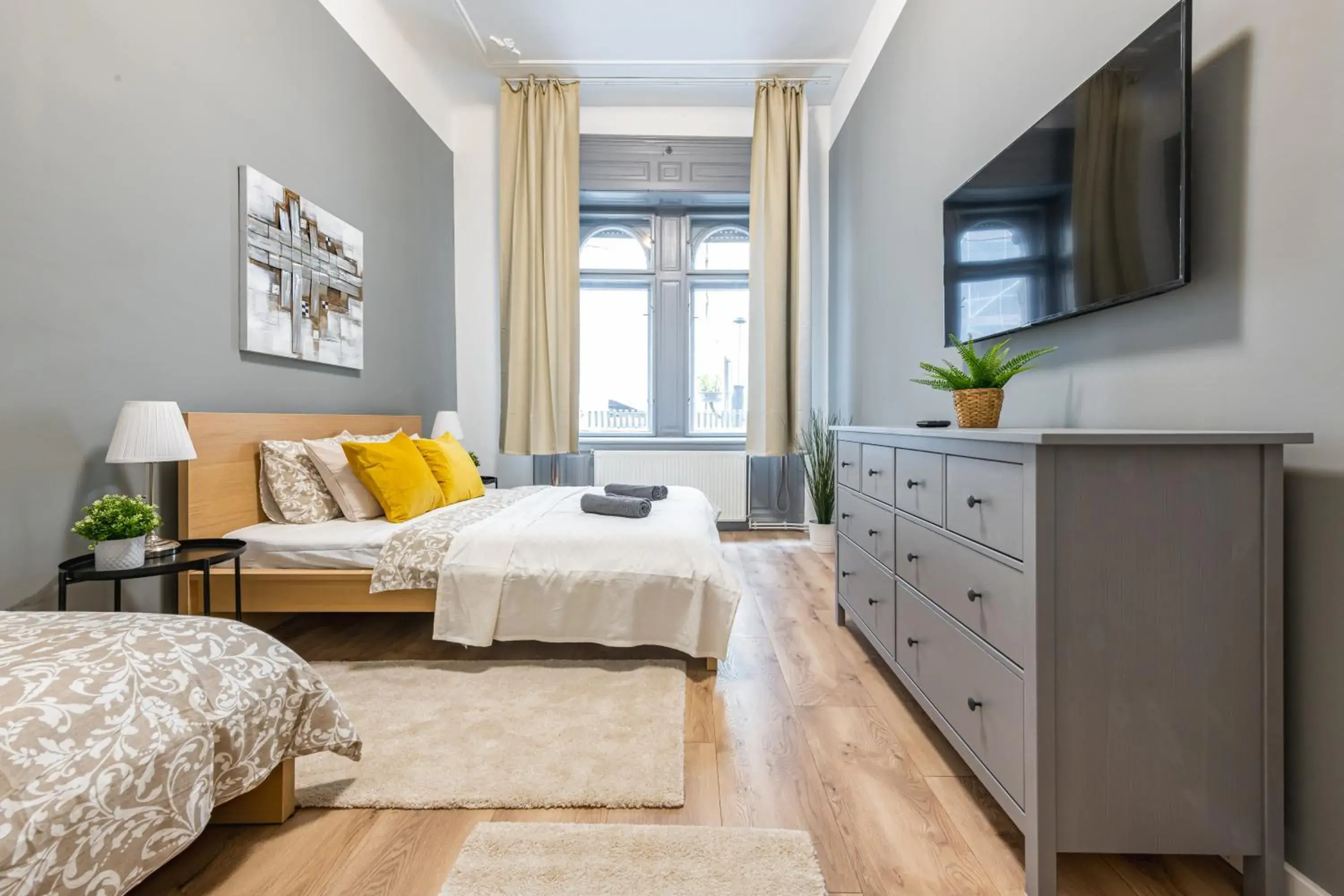 Deluxe Kazincy Apartment in the Heart of Budapest Deluxe Kazincy Apartment in the Heart of Budapest