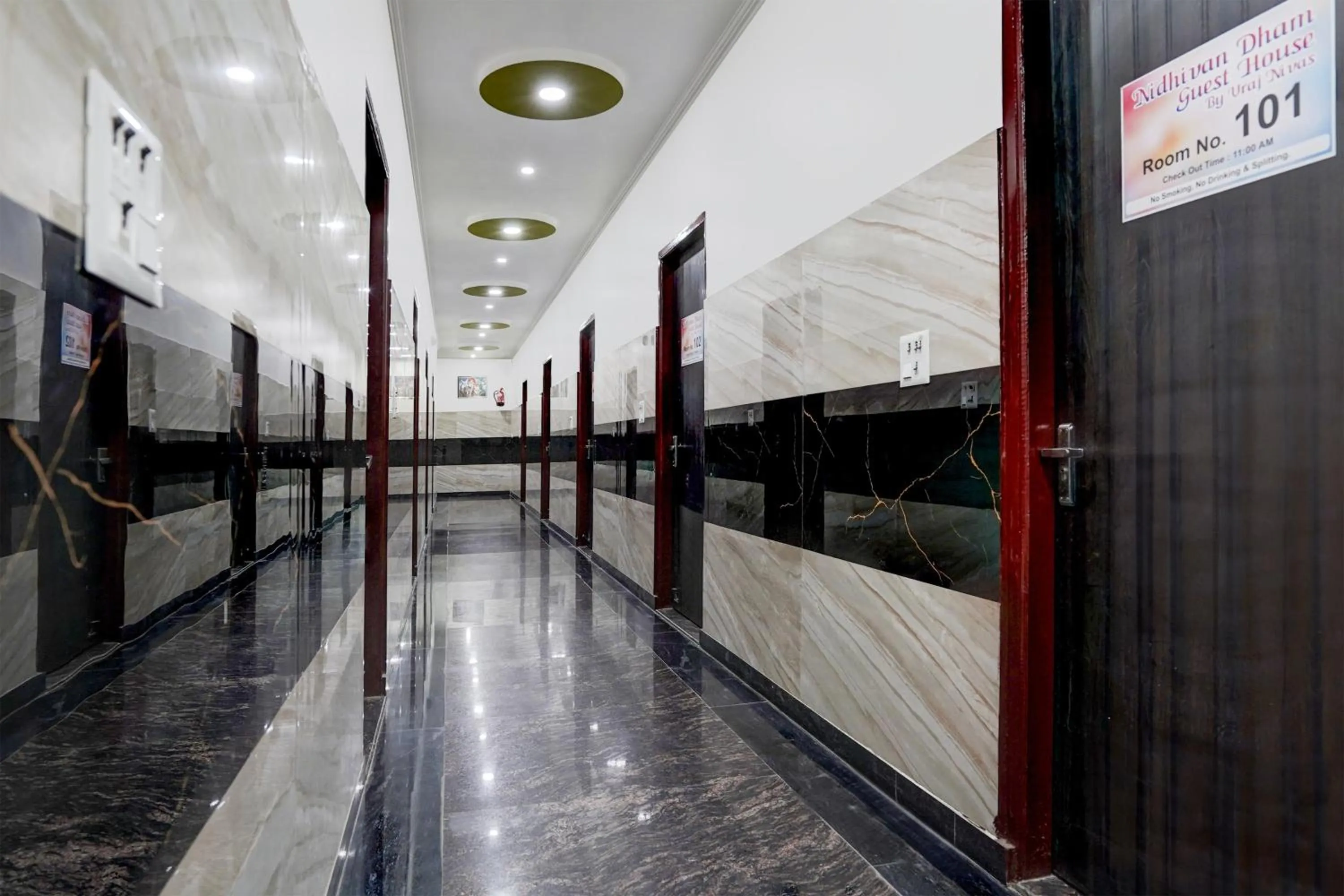 Lobby or reception in Hotel O Govind Nagar Near Krishan Janm Bhoomi