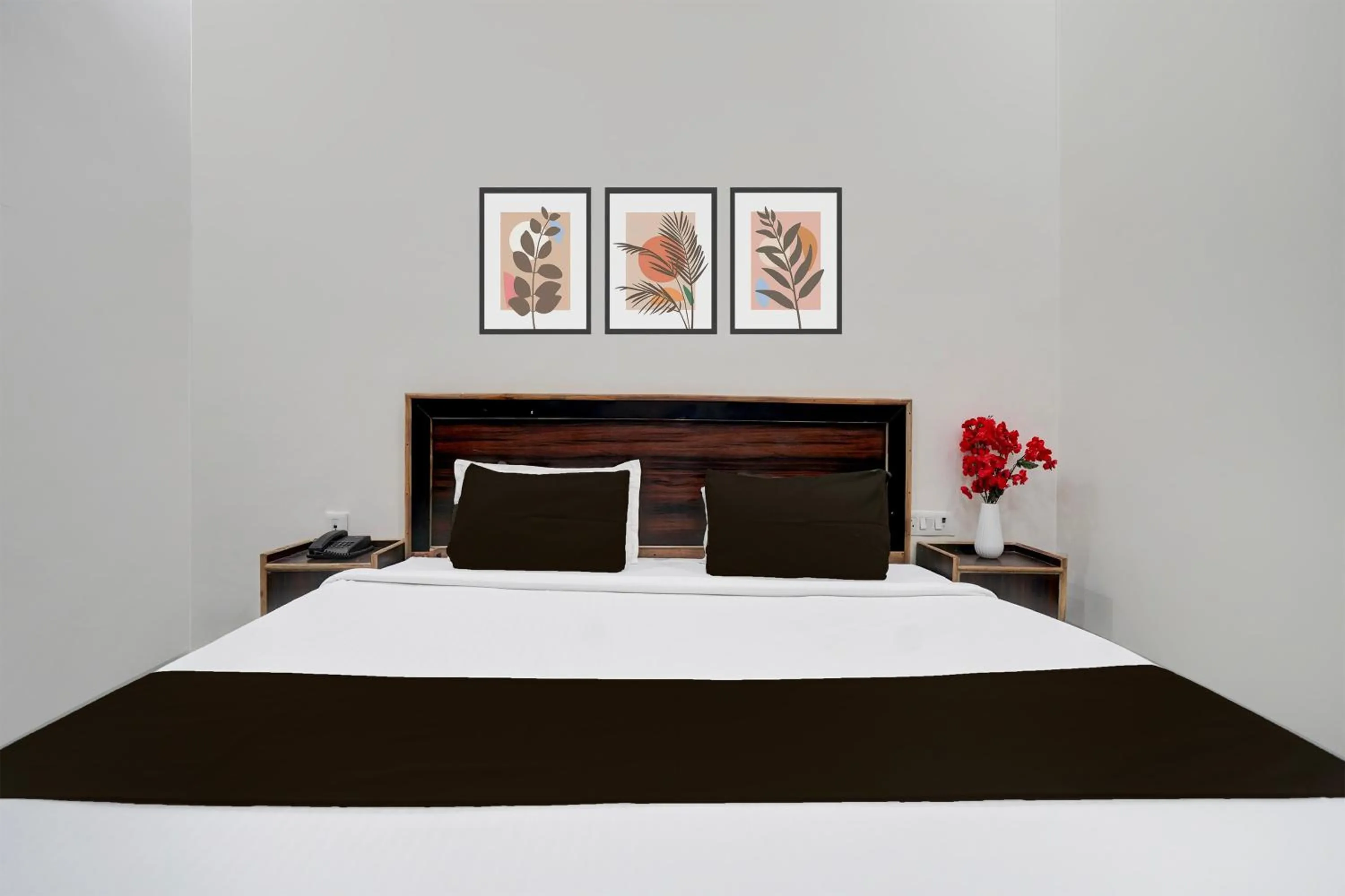 Bedroom in Hotel O Govind Nagar Near Krishan Janm Bhoomi