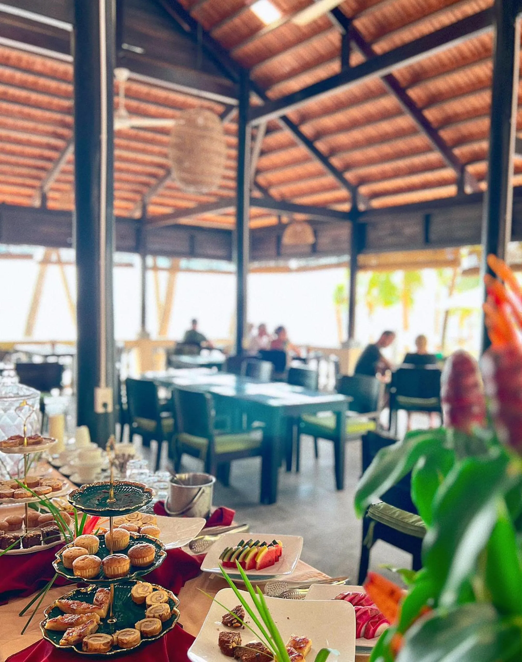 Restaurant/places to eat in Sea Sense Resort